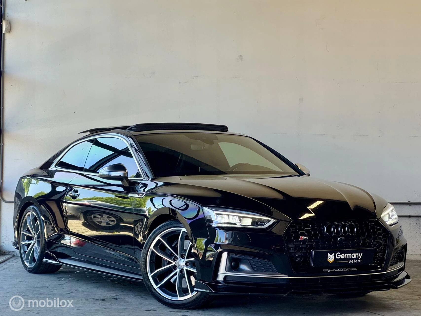 Hoofdafbeelding Audi S5