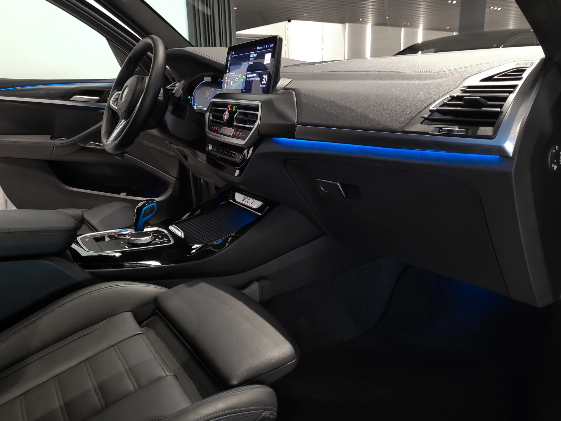 Hoofdafbeelding BMW iX3