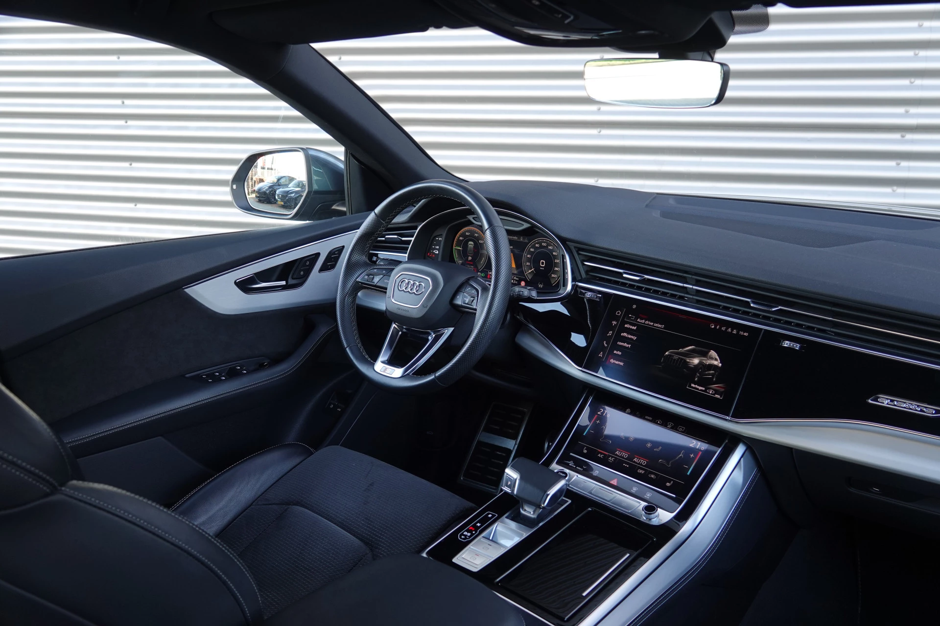 Hoofdafbeelding Audi Q8