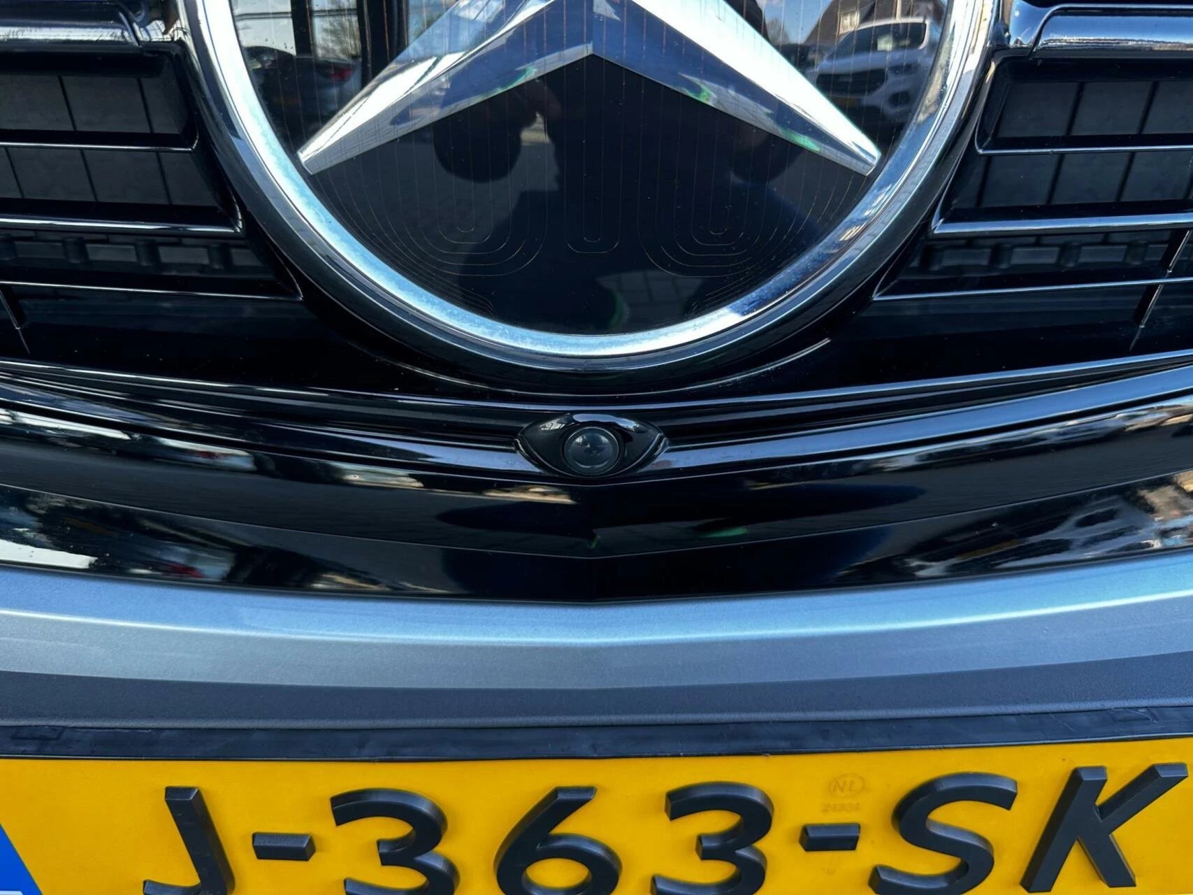 Hoofdafbeelding Mercedes-Benz EQC