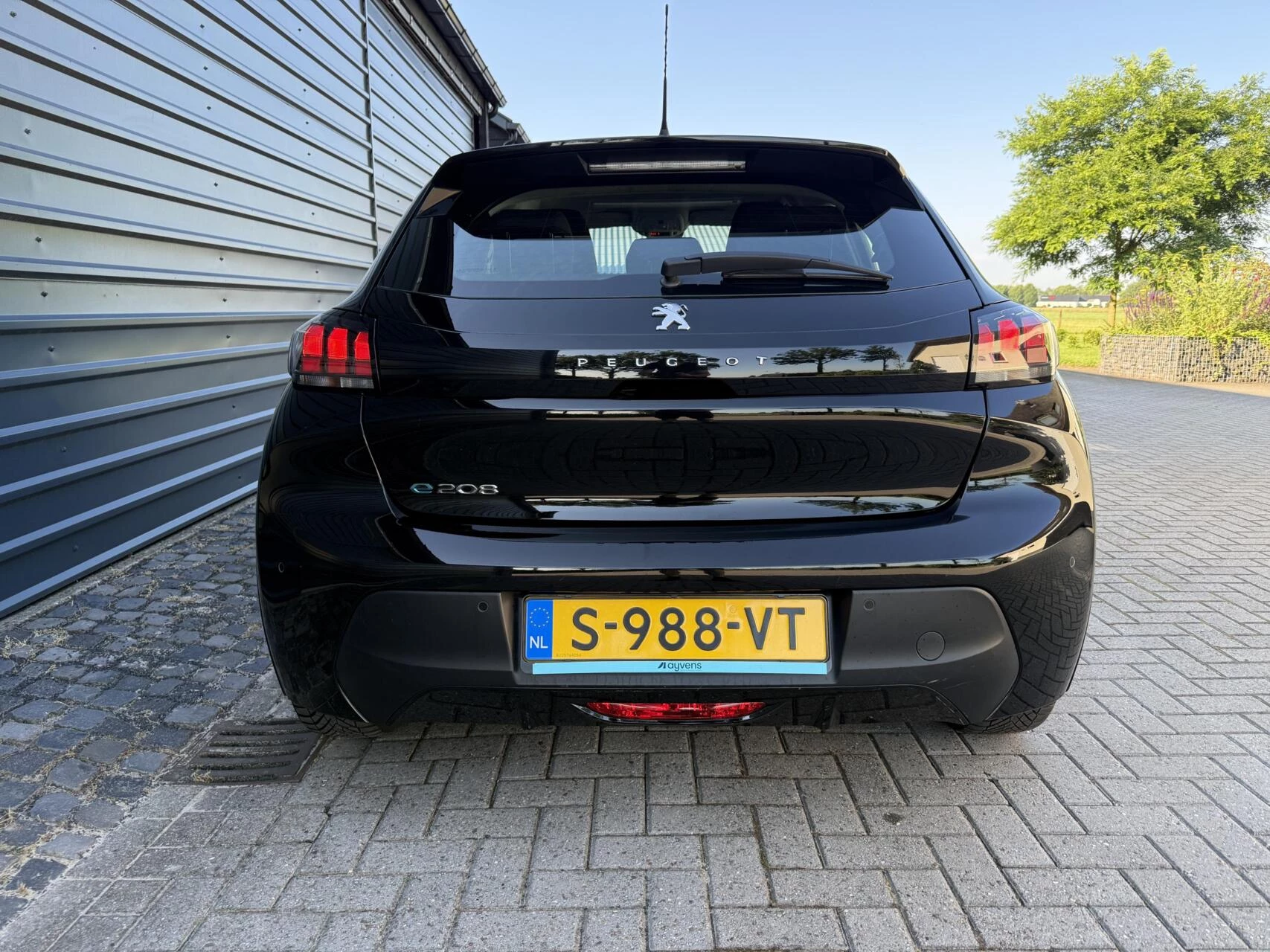 Hoofdafbeelding Peugeot e-208