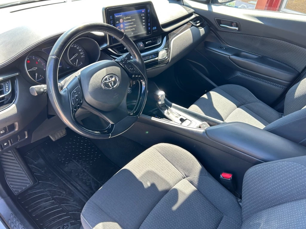 Hoofdafbeelding Toyota C-HR