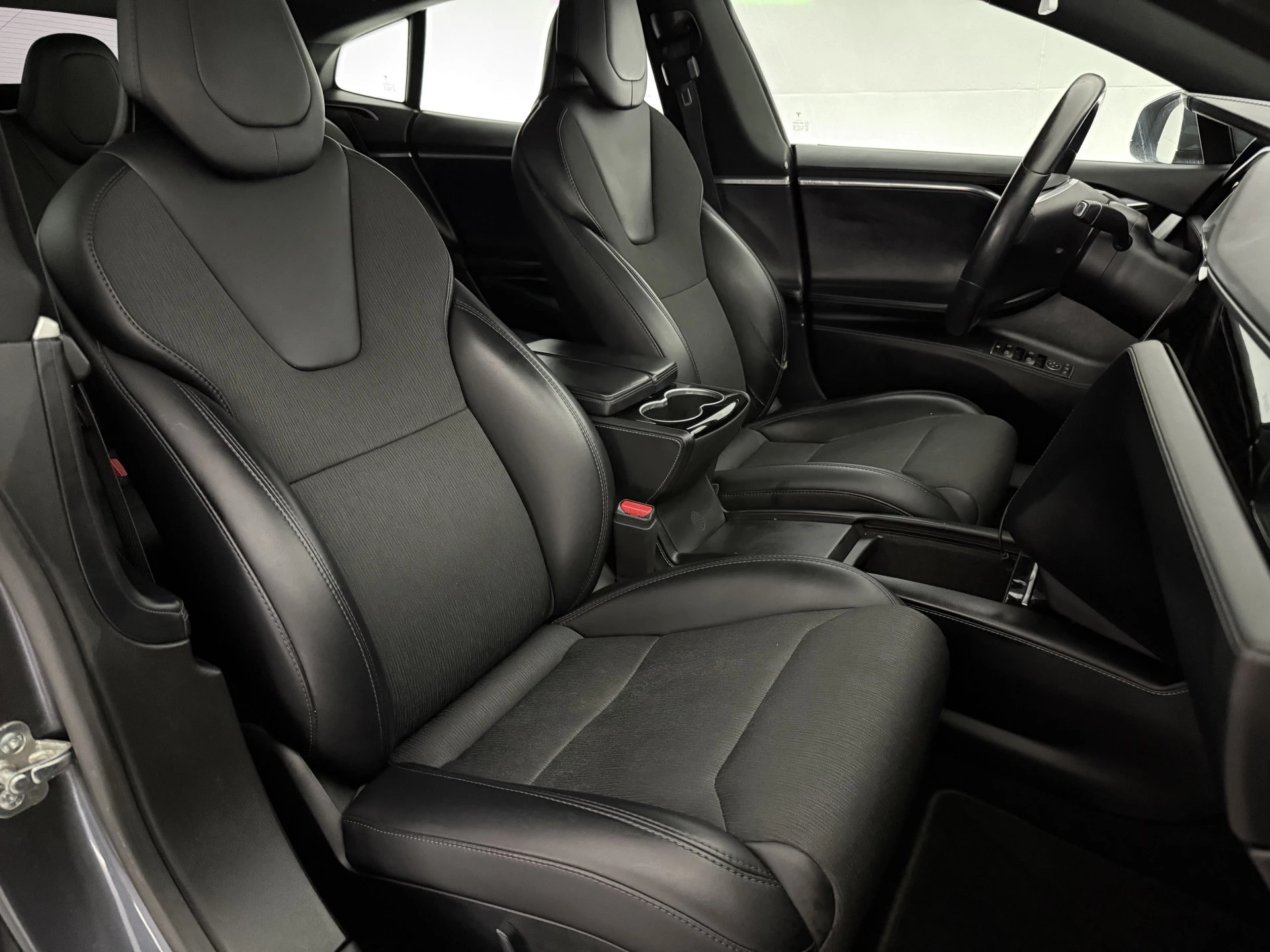 Hoofdafbeelding Tesla Model S
