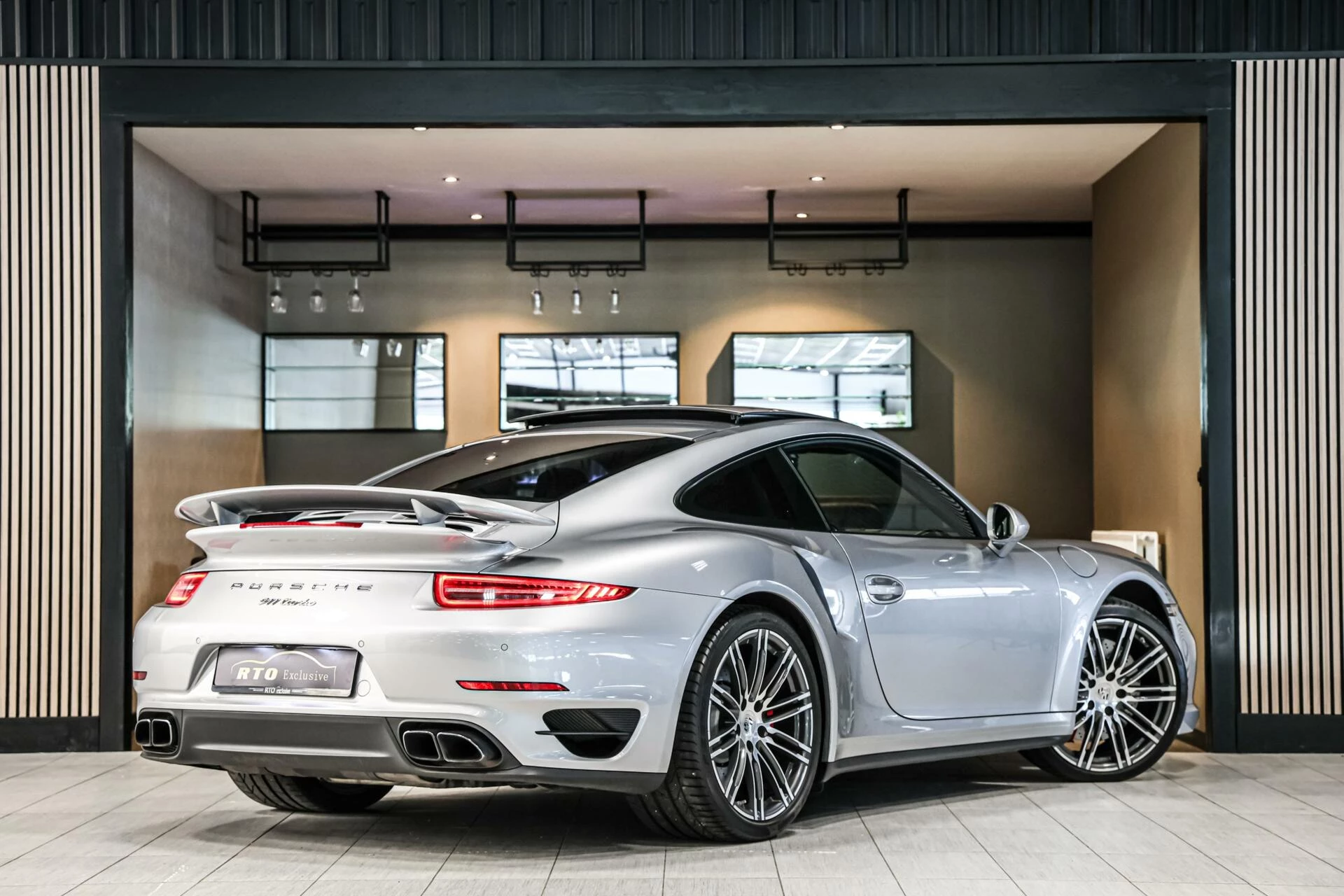 Hoofdafbeelding Porsche 911