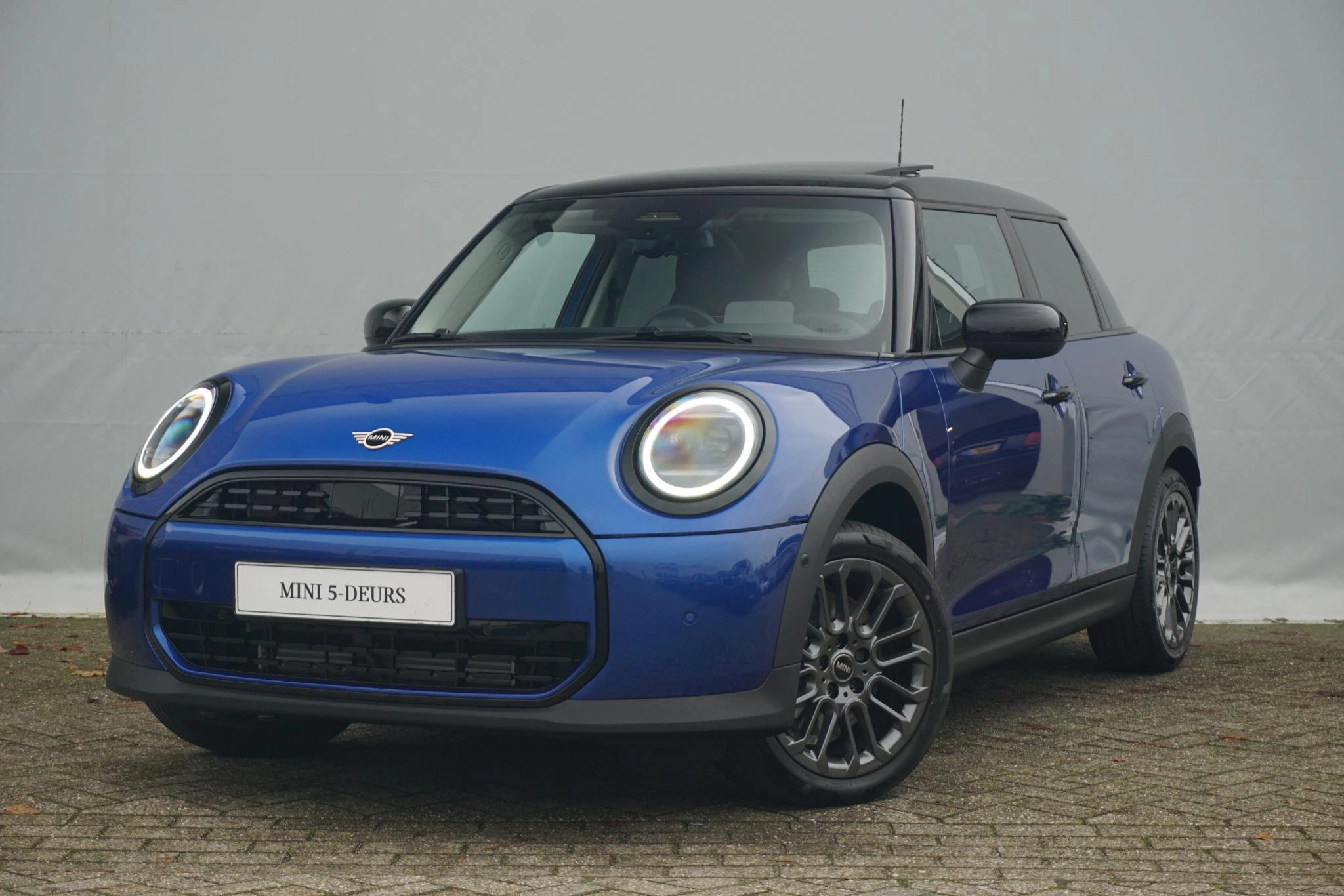 Hoofdafbeelding MINI 5-deurs