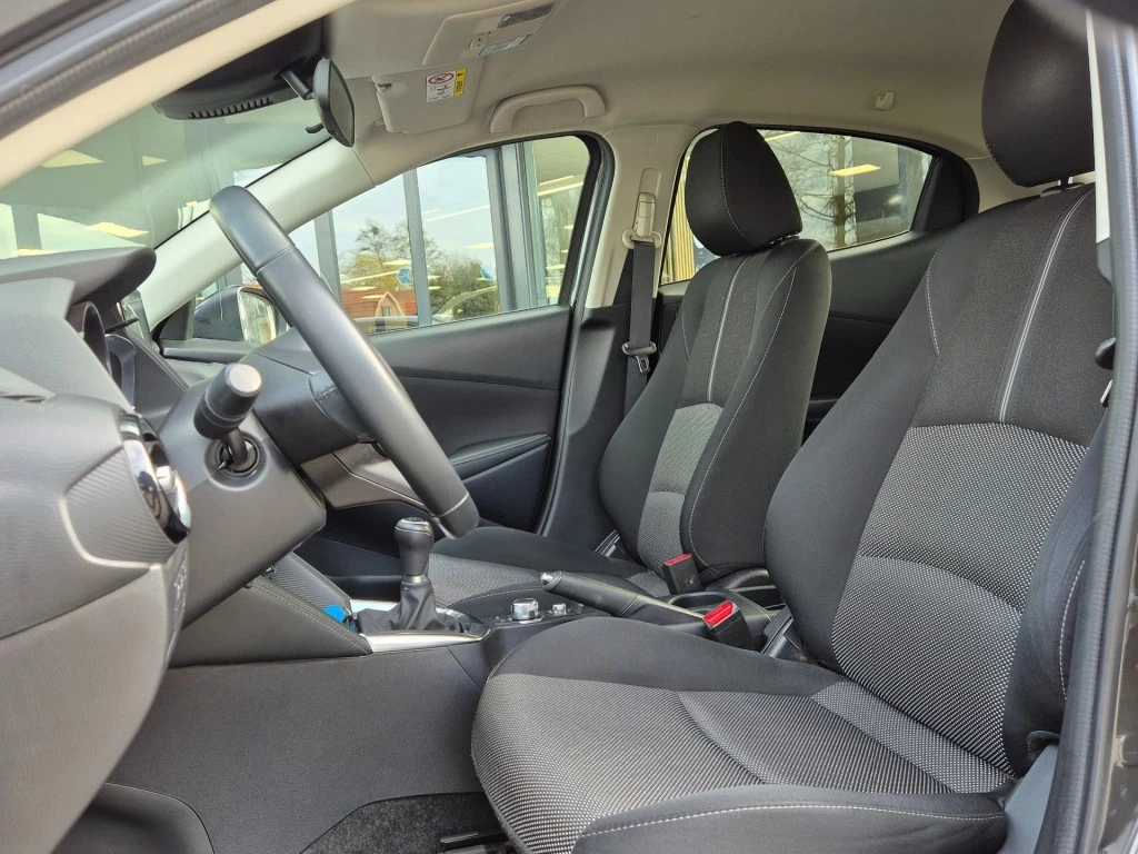 Hoofdafbeelding Mazda 2