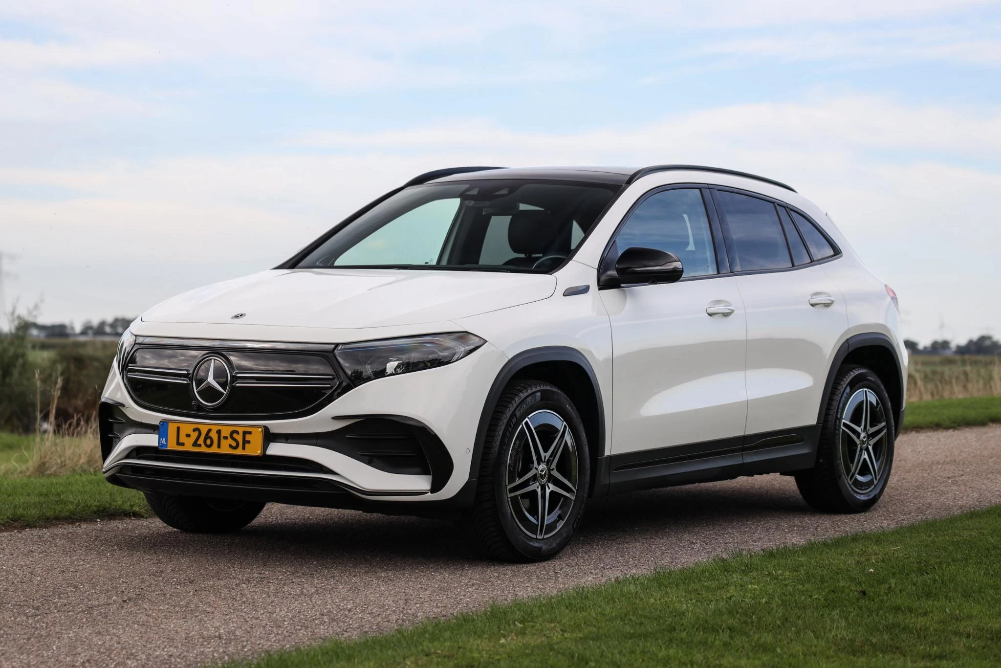 Hoofdafbeelding Mercedes-Benz EQA