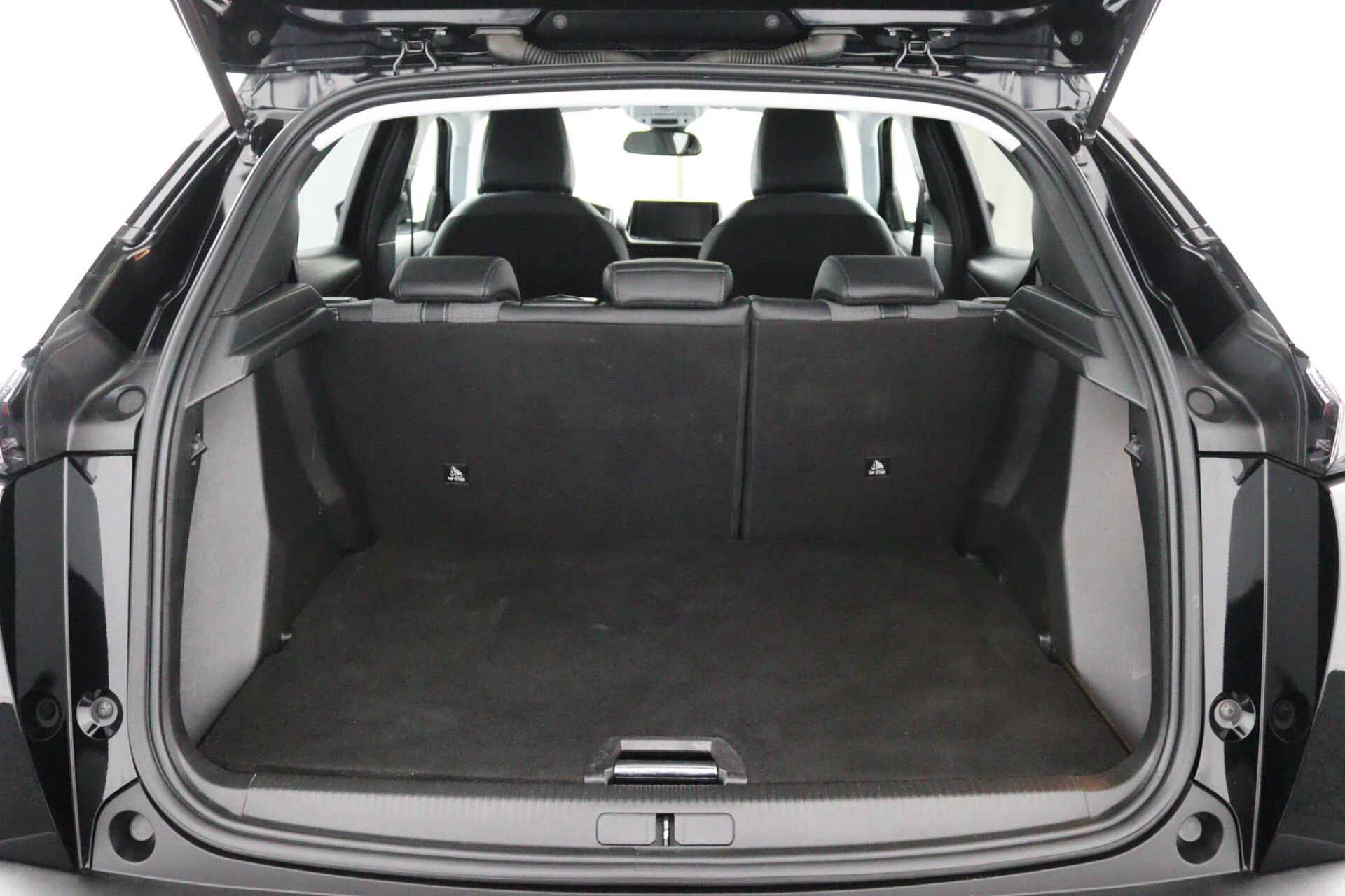 Hoofdafbeelding Peugeot e-2008