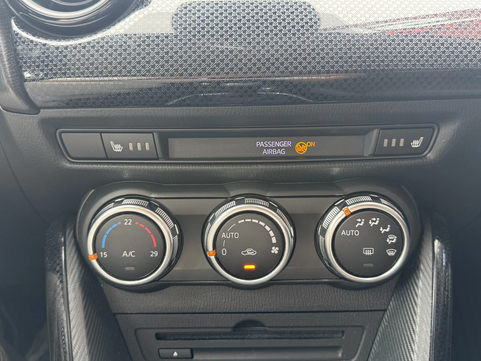 Hoofdafbeelding Mazda 2
