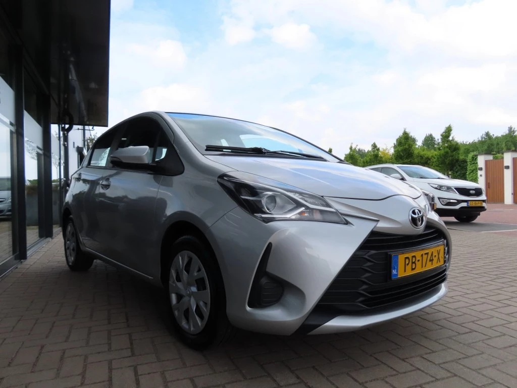 Hoofdafbeelding Toyota Yaris