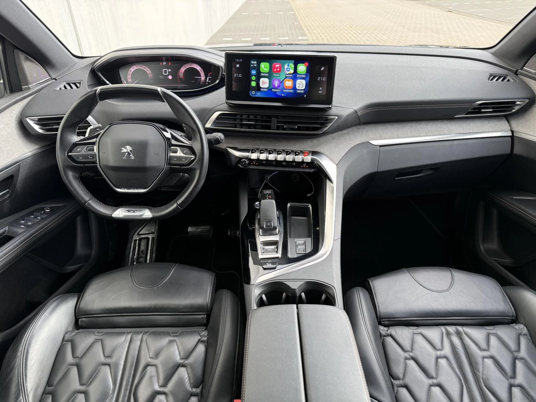 Hoofdafbeelding Peugeot 5008