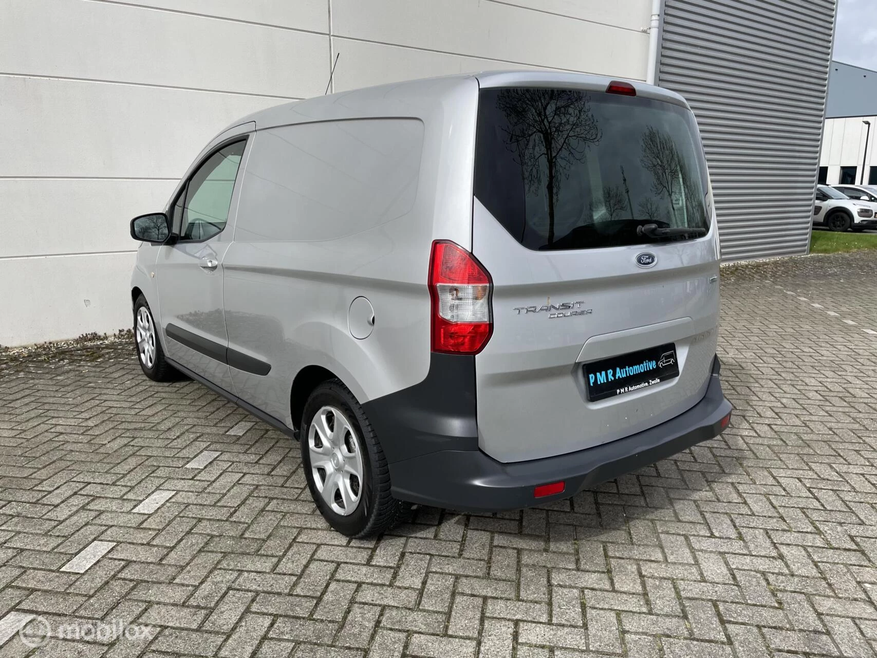 Hoofdafbeelding Ford Transit Courier