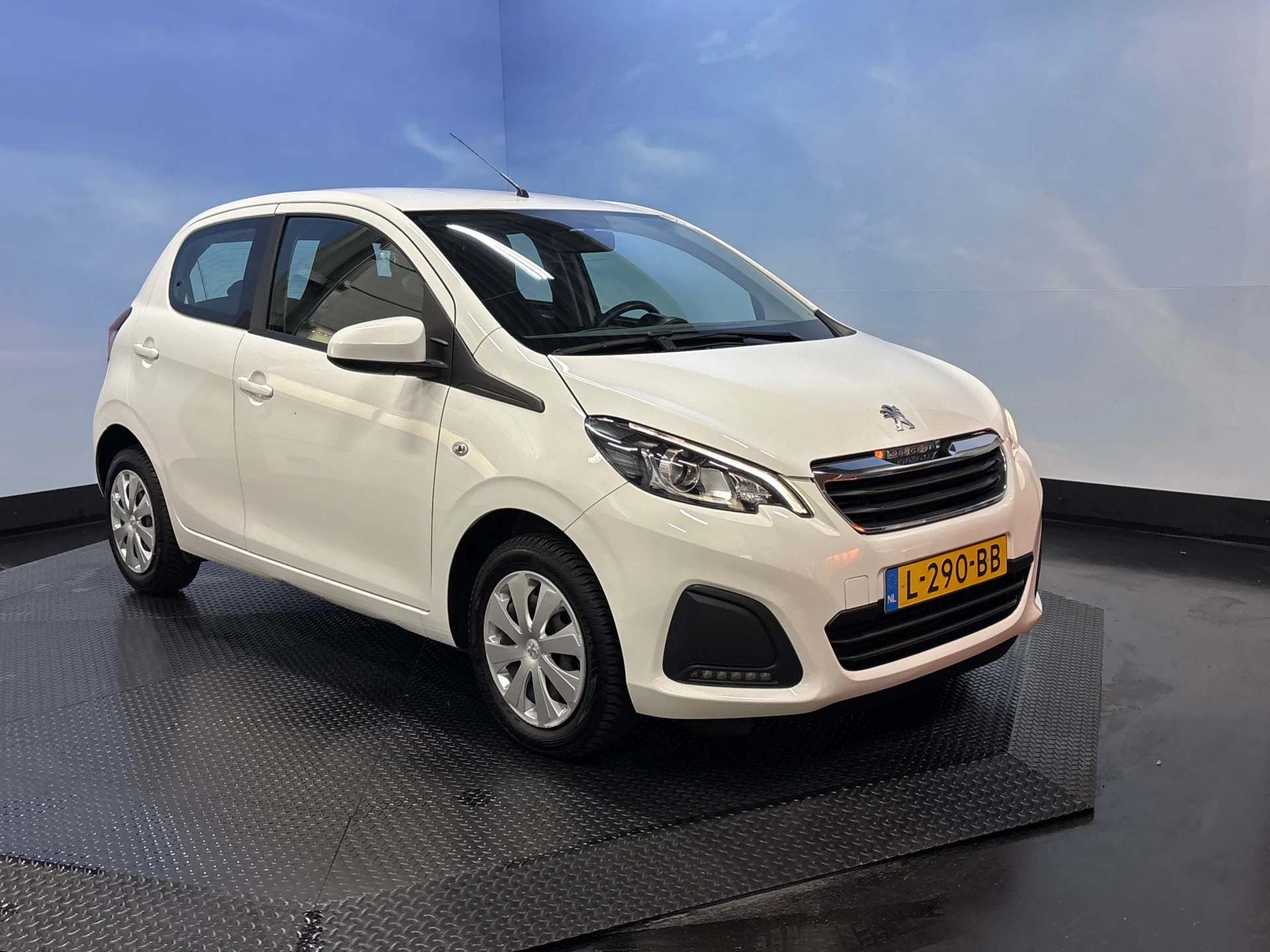 Hoofdafbeelding Peugeot 108