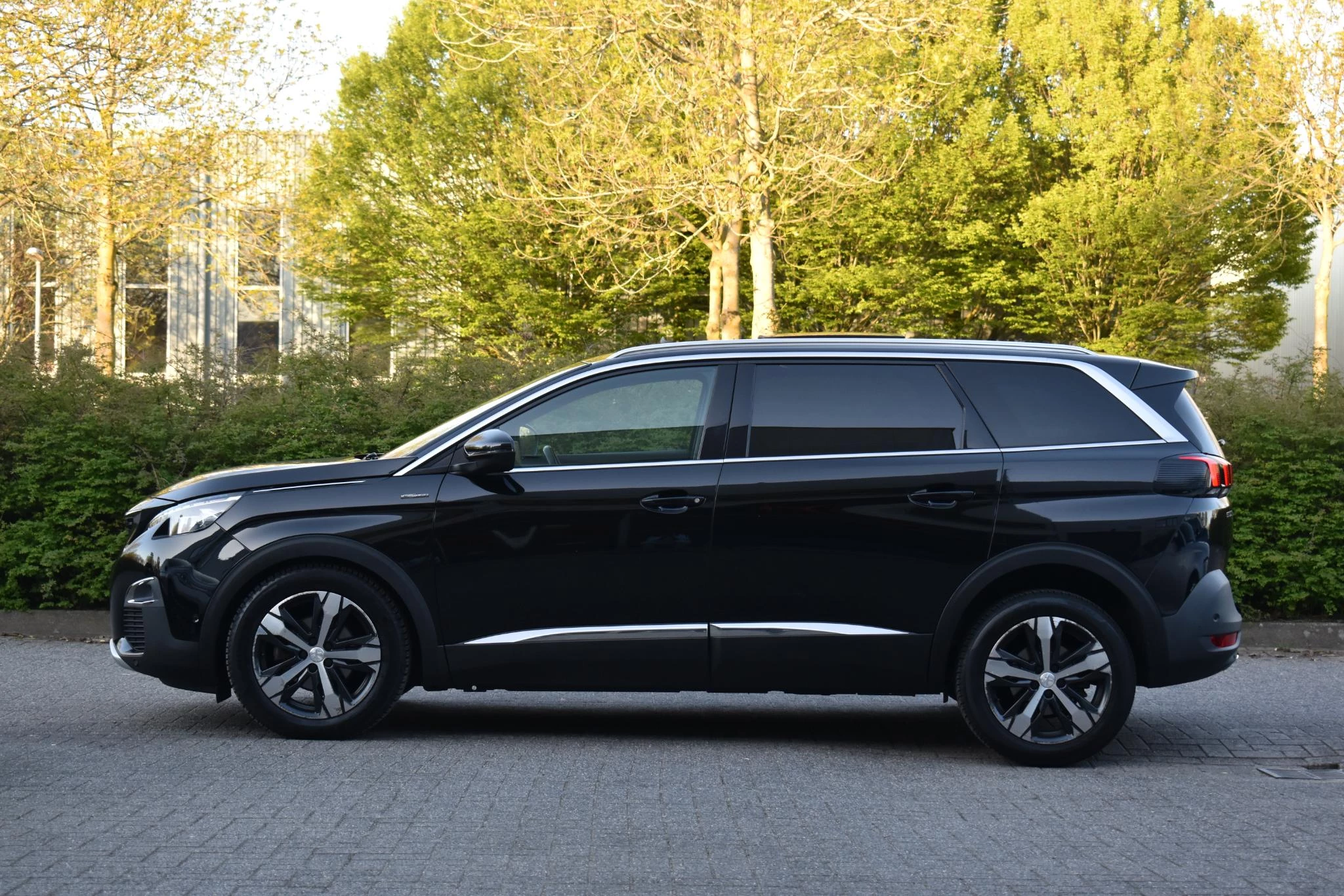 Hoofdafbeelding Peugeot 5008