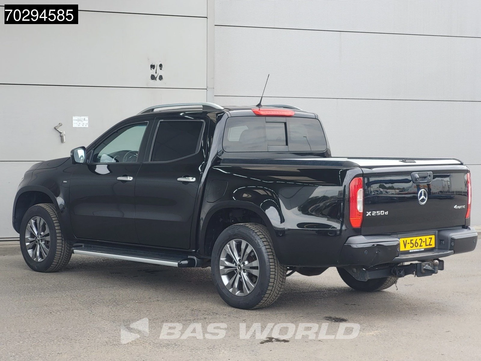 Hoofdafbeelding Mercedes-Benz X-Klasse