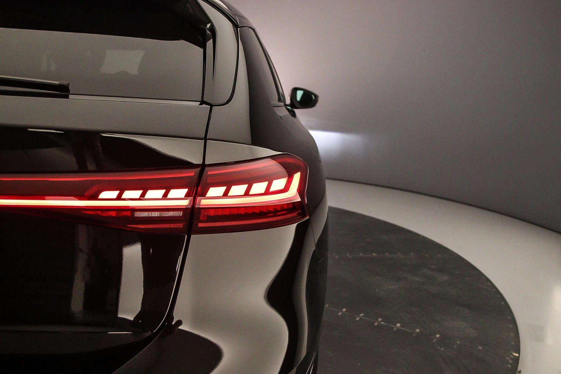 Hoofdafbeelding Audi A6 Avant e-tron