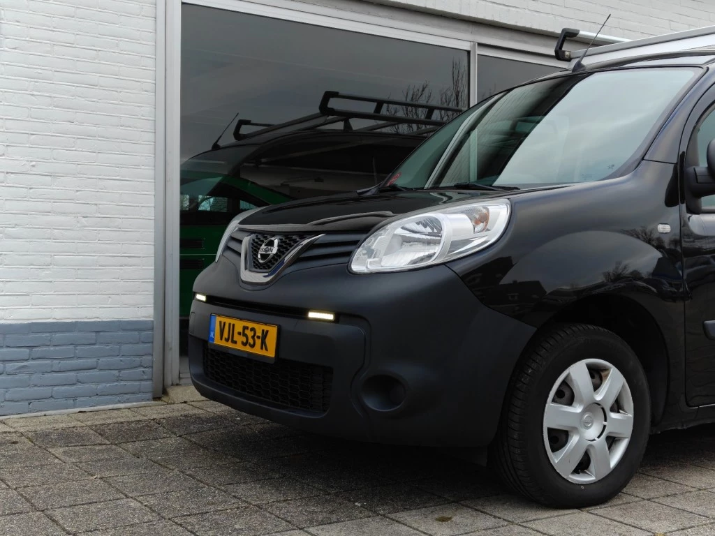 Hoofdafbeelding Nissan NV250