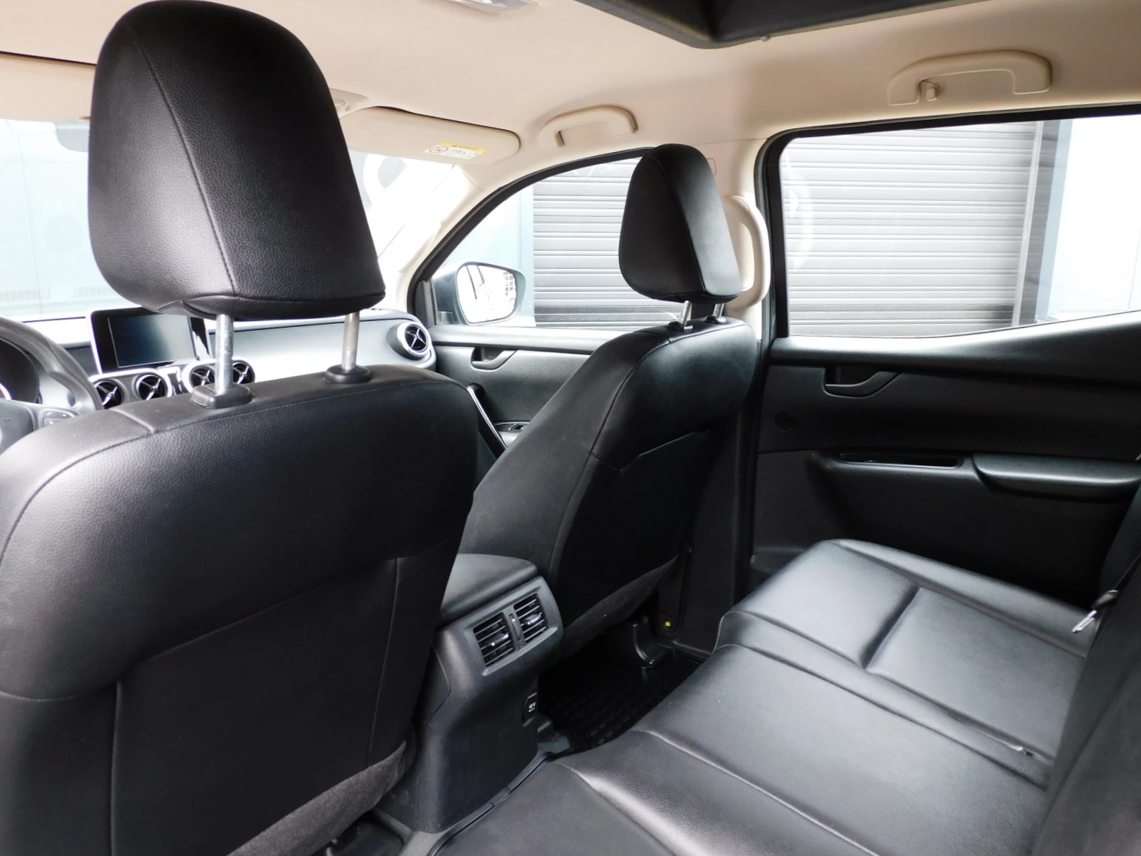 Hoofdafbeelding Mercedes-Benz X-Klasse