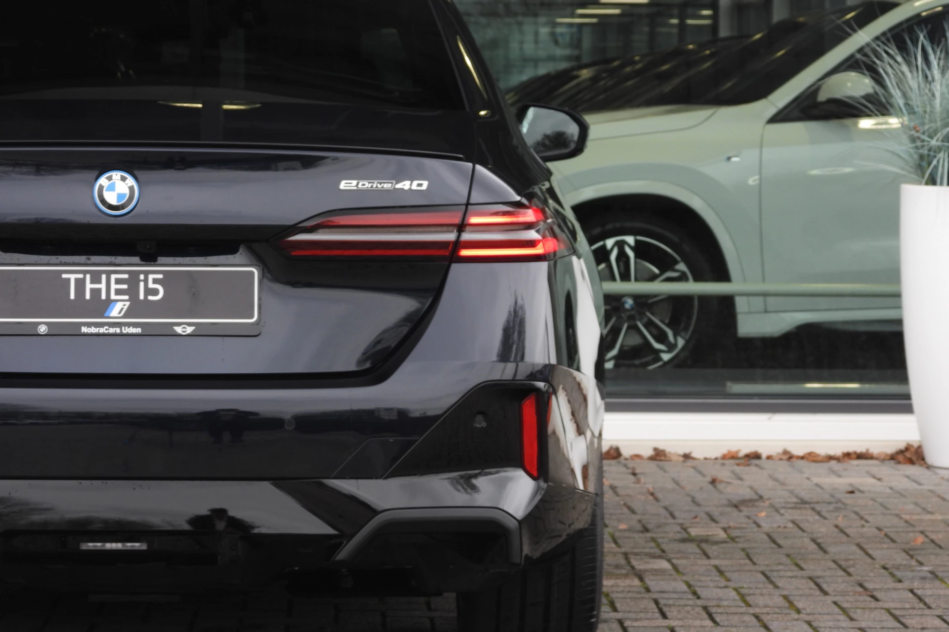 Hoofdafbeelding BMW i5