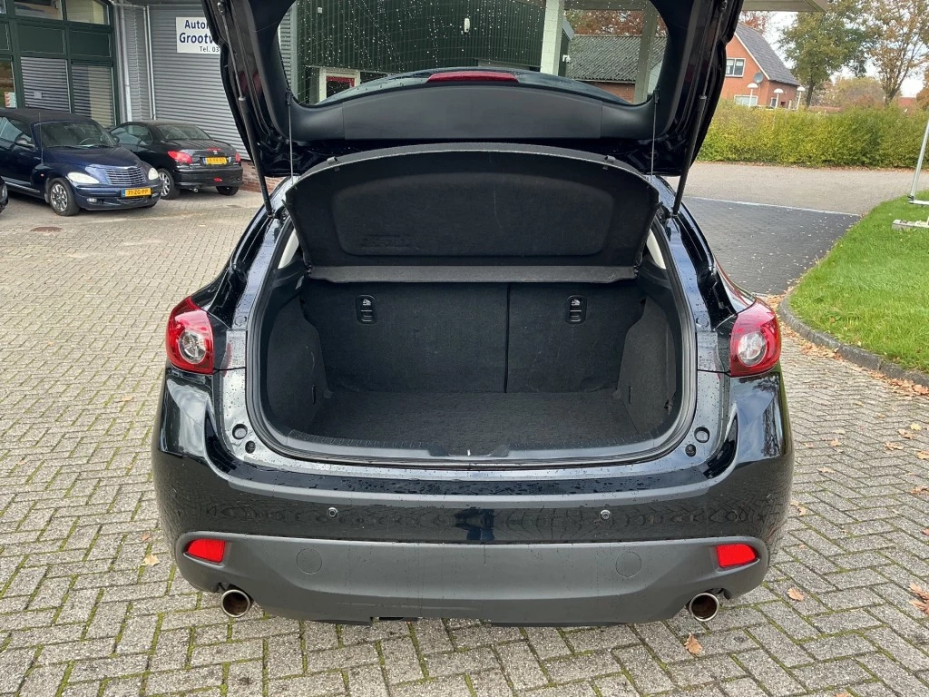Hoofdafbeelding Mazda 3