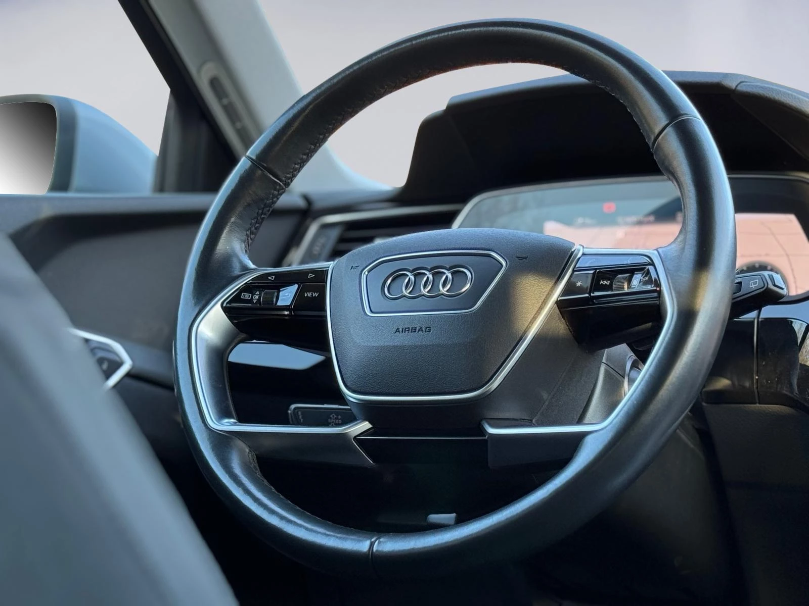 Hoofdafbeelding Audi e-tron