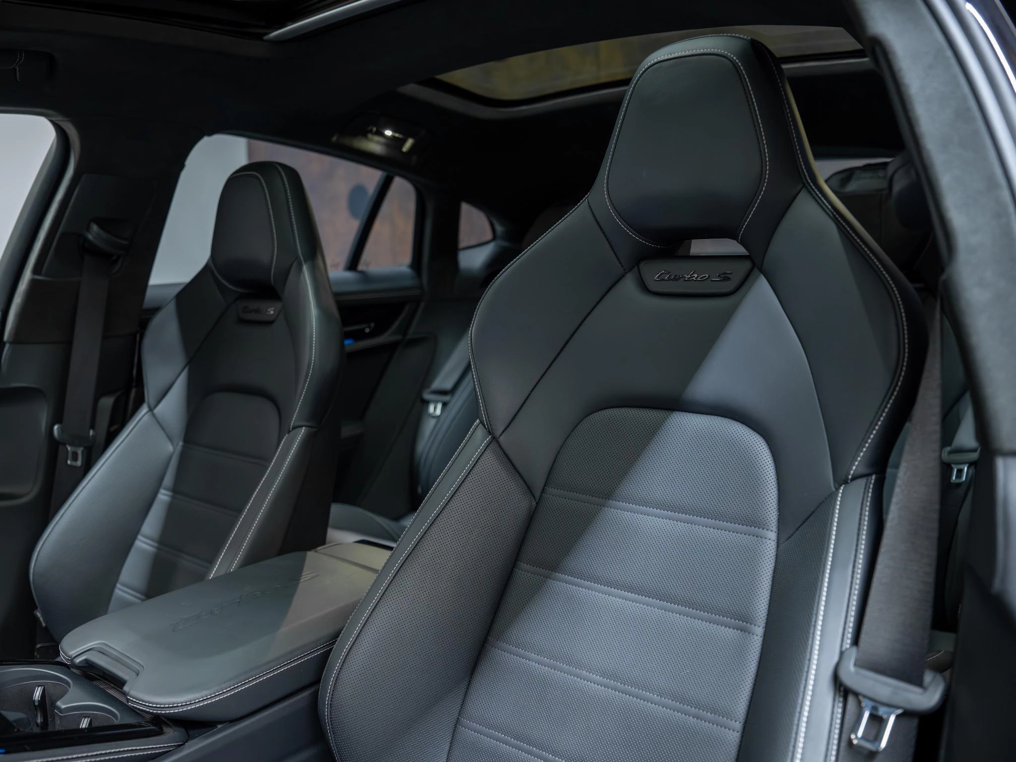 Hoofdafbeelding Porsche Panamera