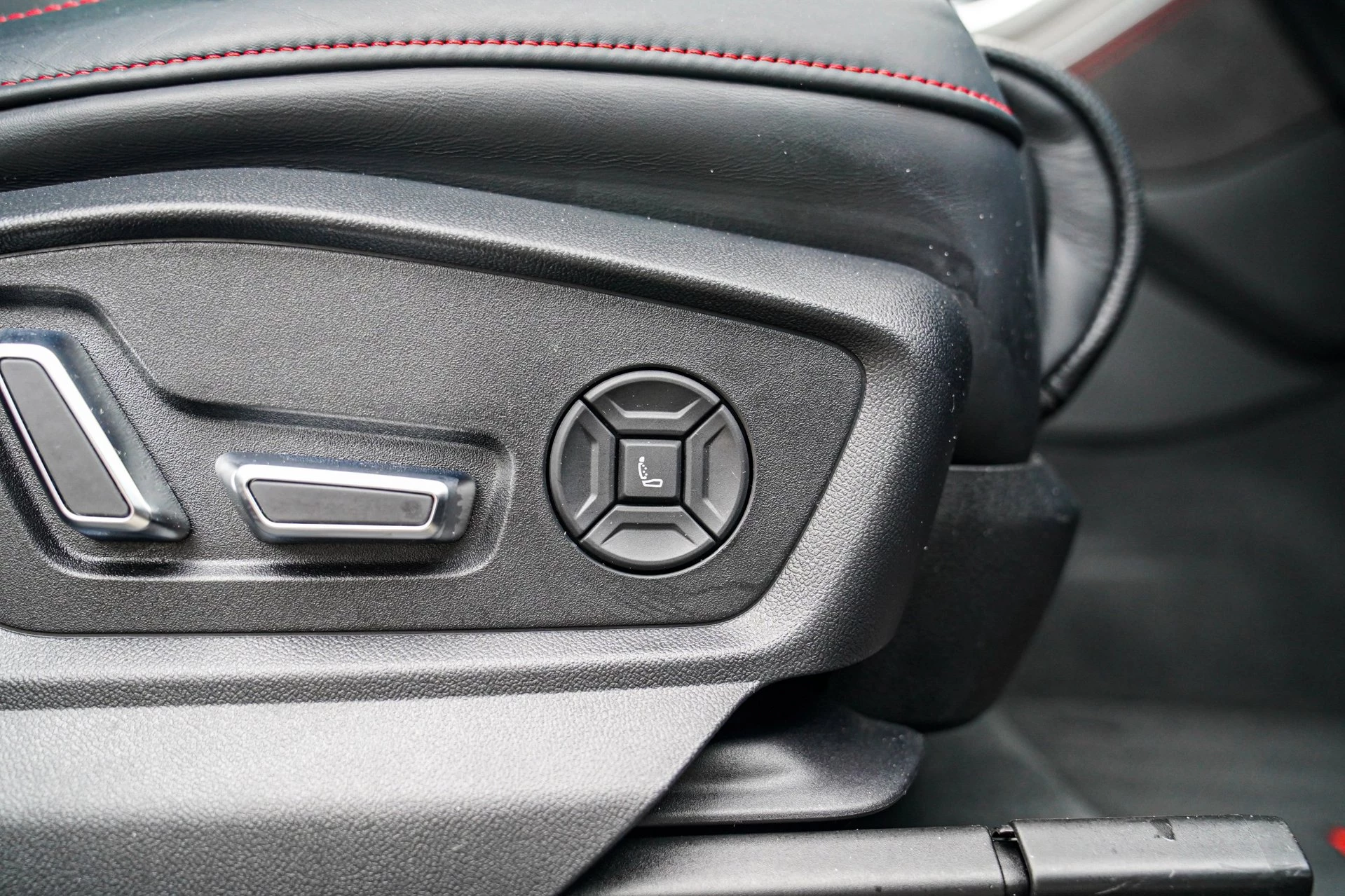 Hoofdafbeelding Audi RSQ8