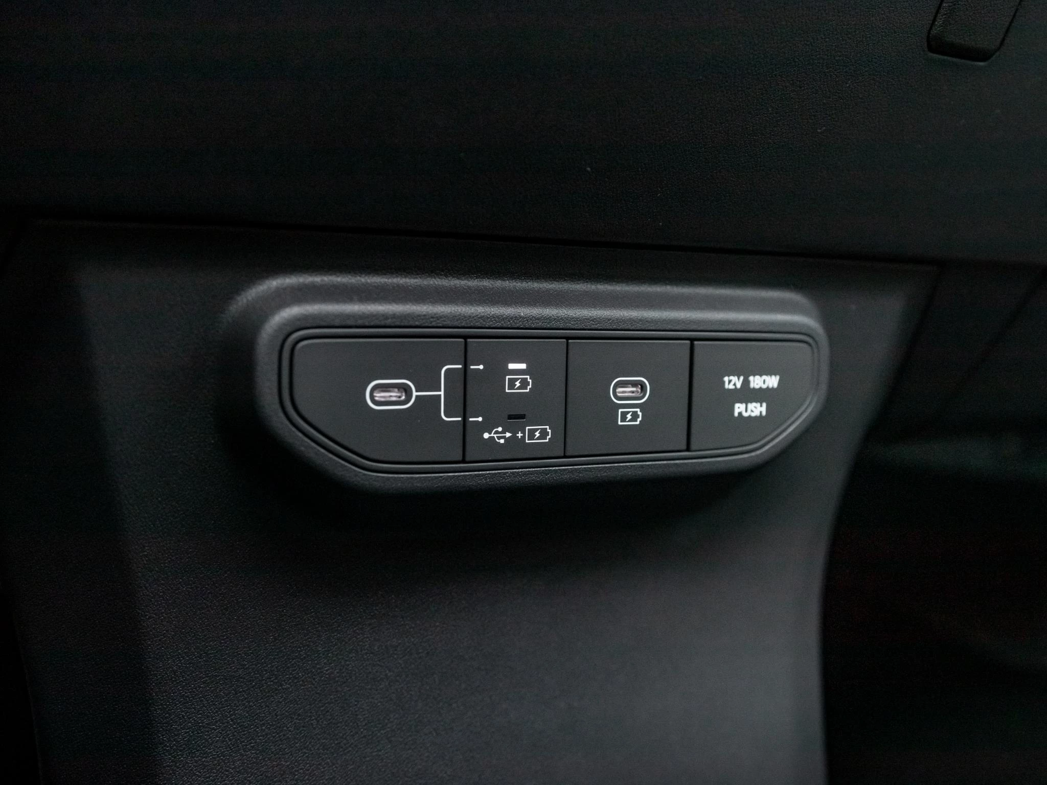 Hoofdafbeelding Kia EV5