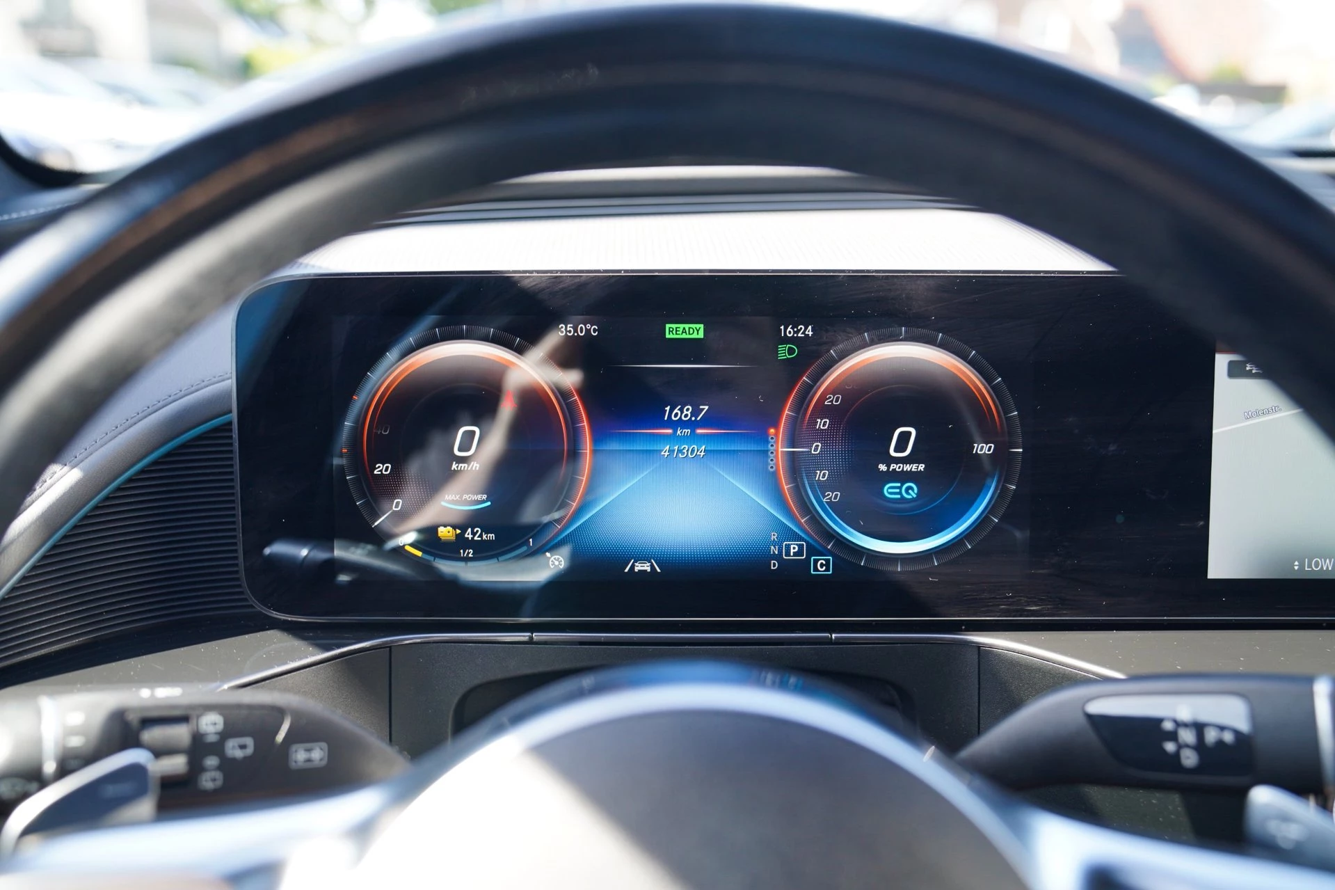 Hoofdafbeelding Mercedes-Benz EQC