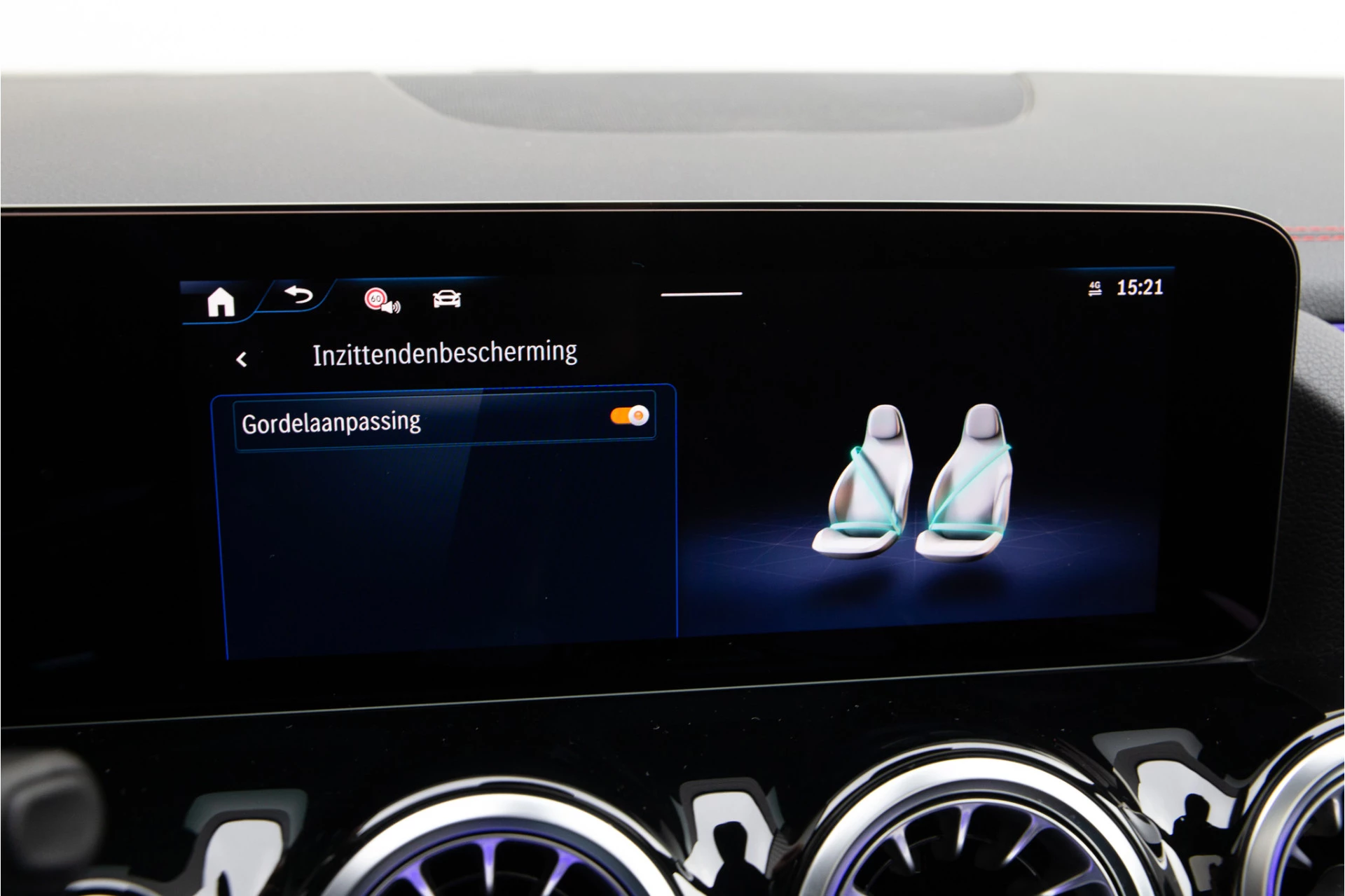 Hoofdafbeelding Mercedes-Benz EQA