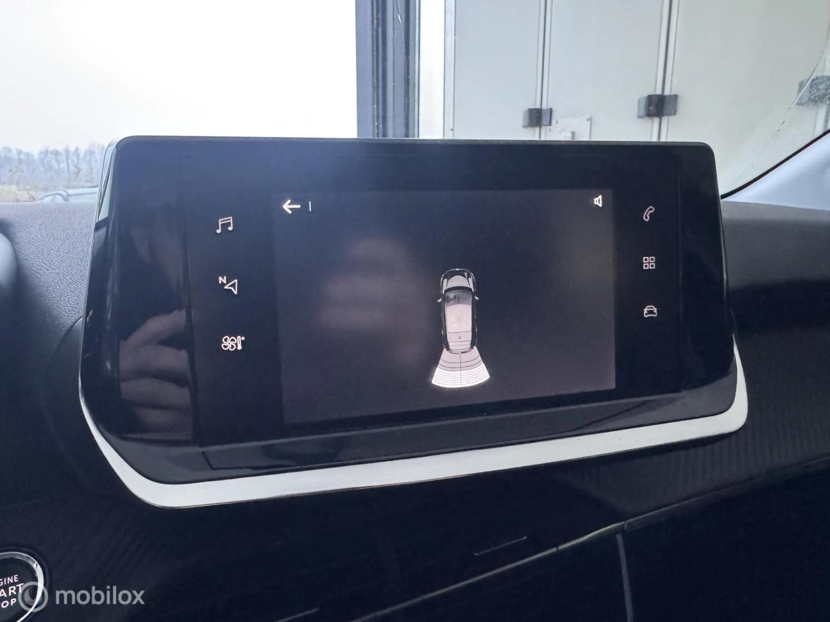 Hoofdafbeelding Peugeot e-208