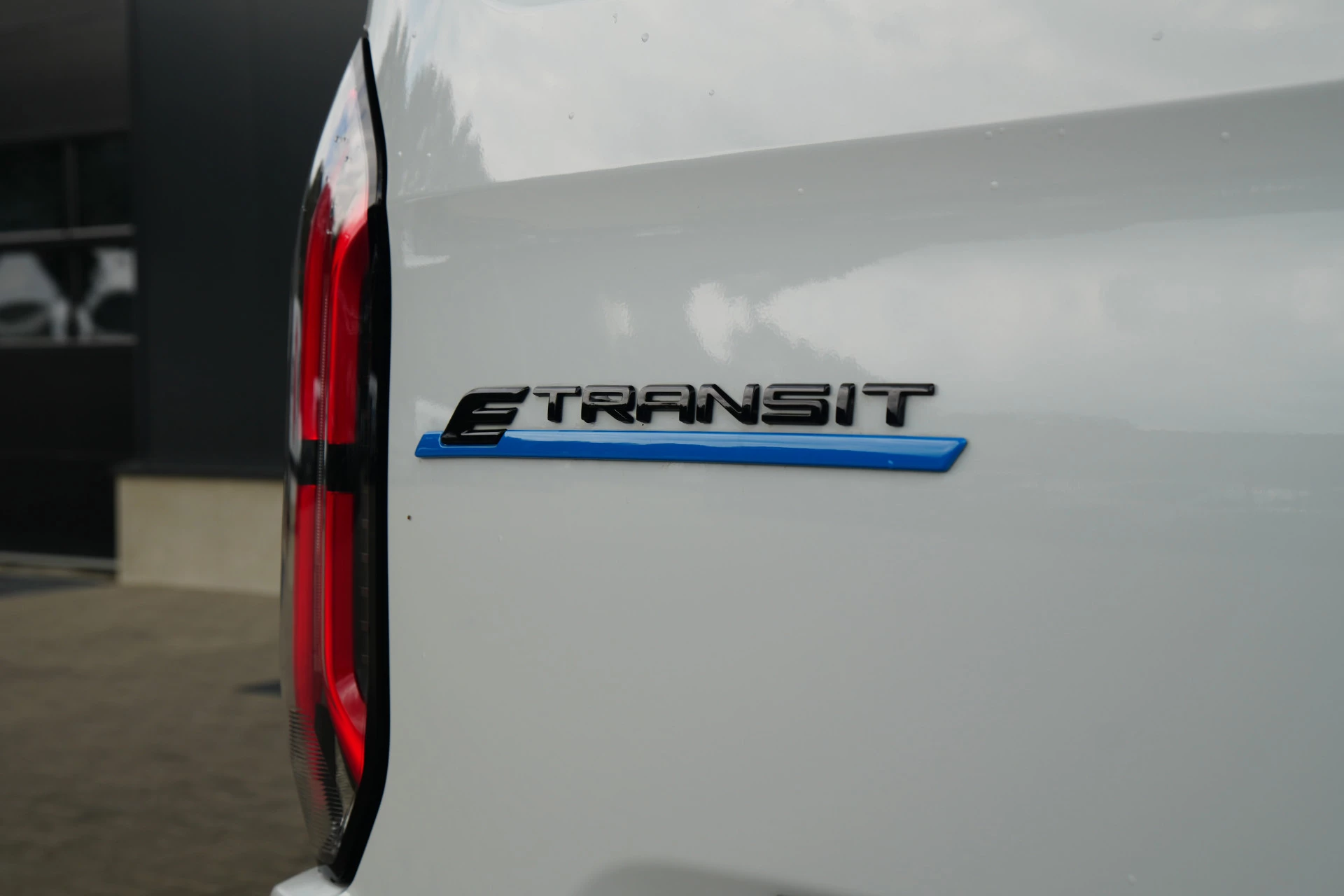 Hoofdafbeelding Ford E-Transit Custom