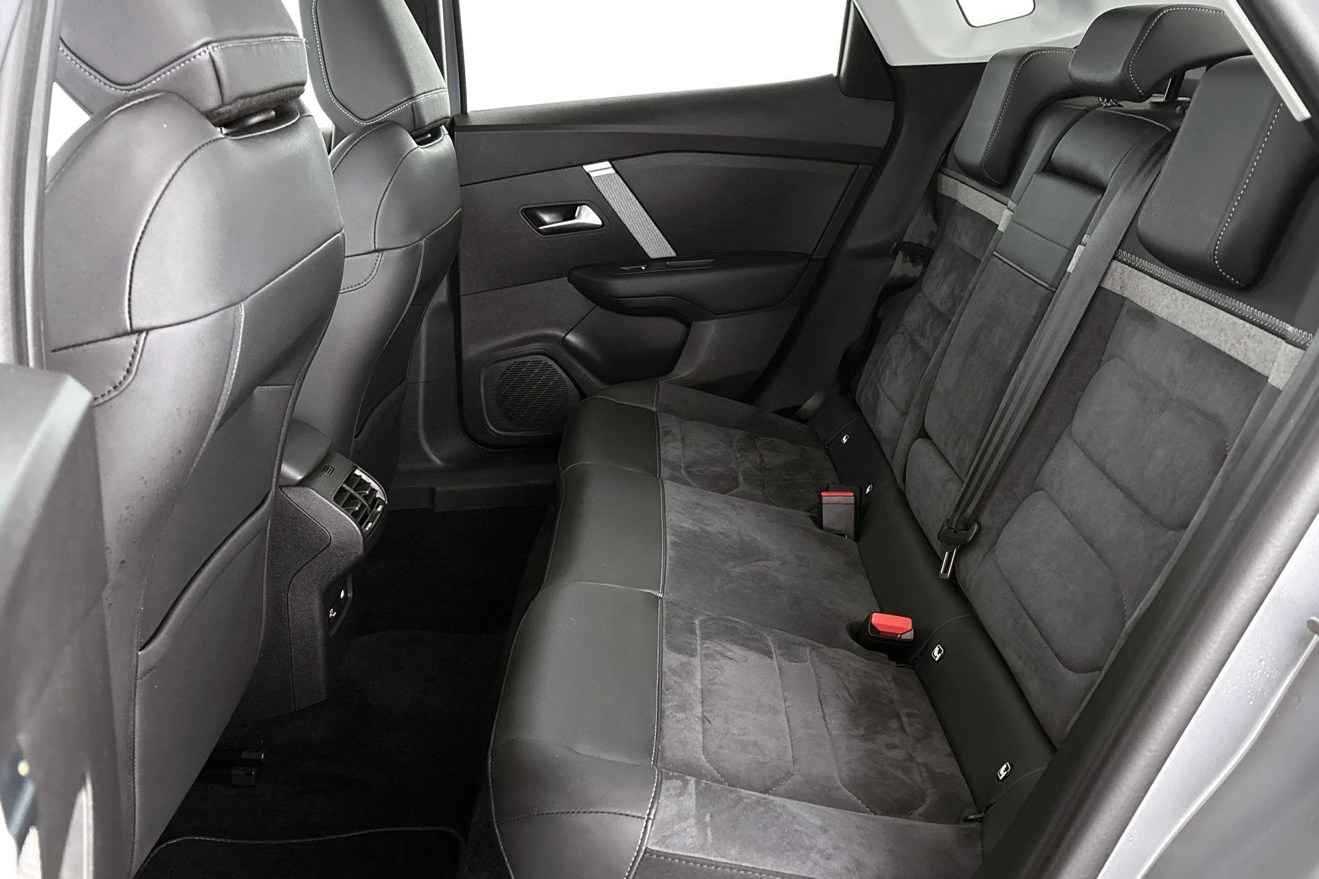 Hoofdafbeelding Citroën ë-C4 X