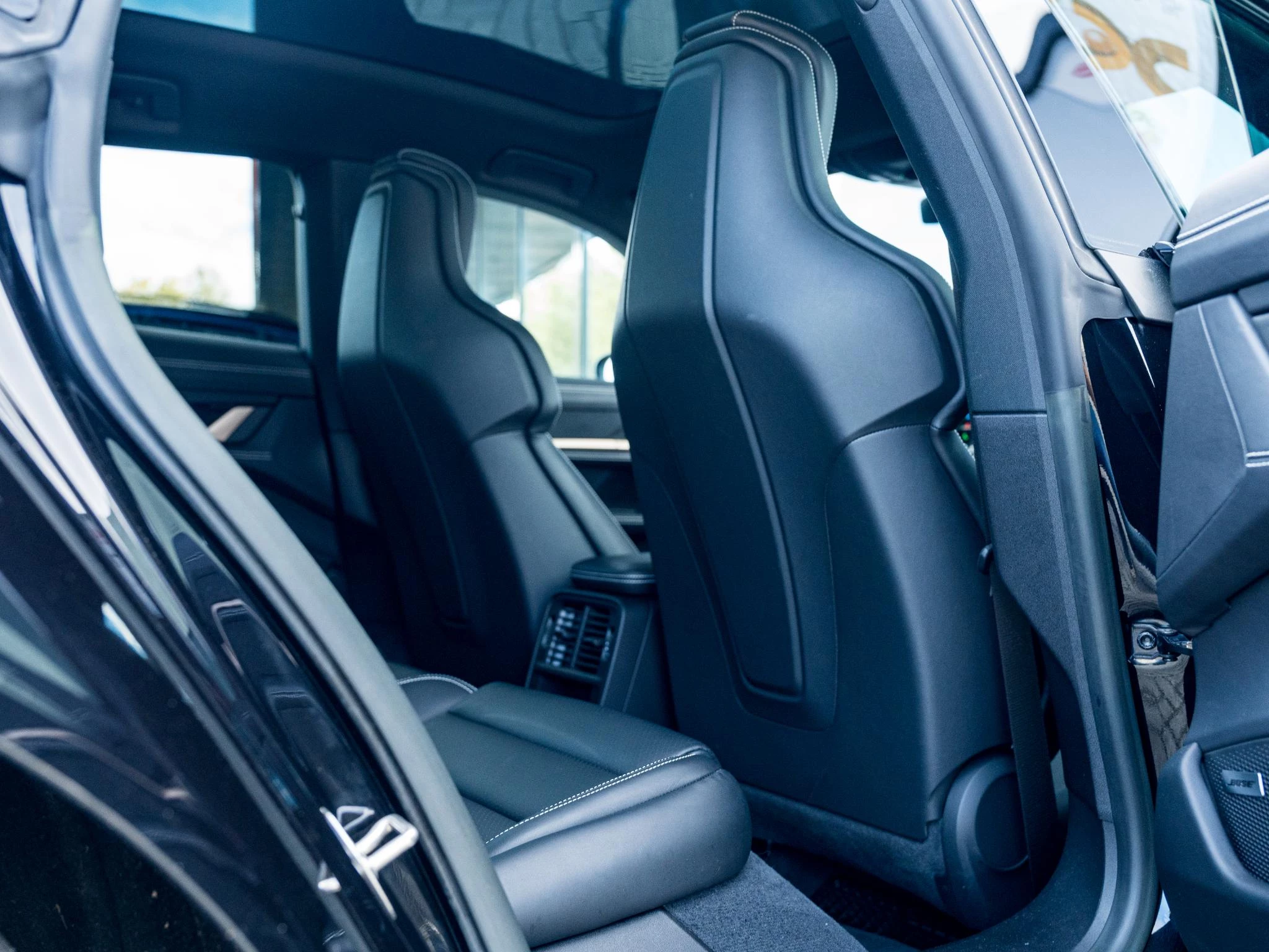 Hoofdafbeelding Porsche Taycan