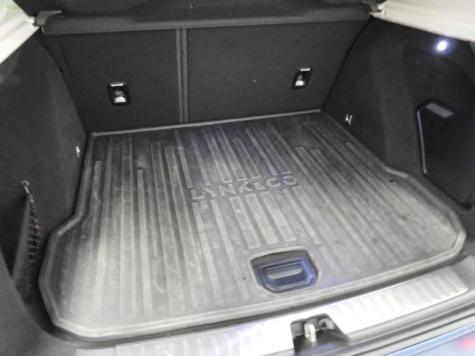 Hoofdafbeelding Lynk & Co 01