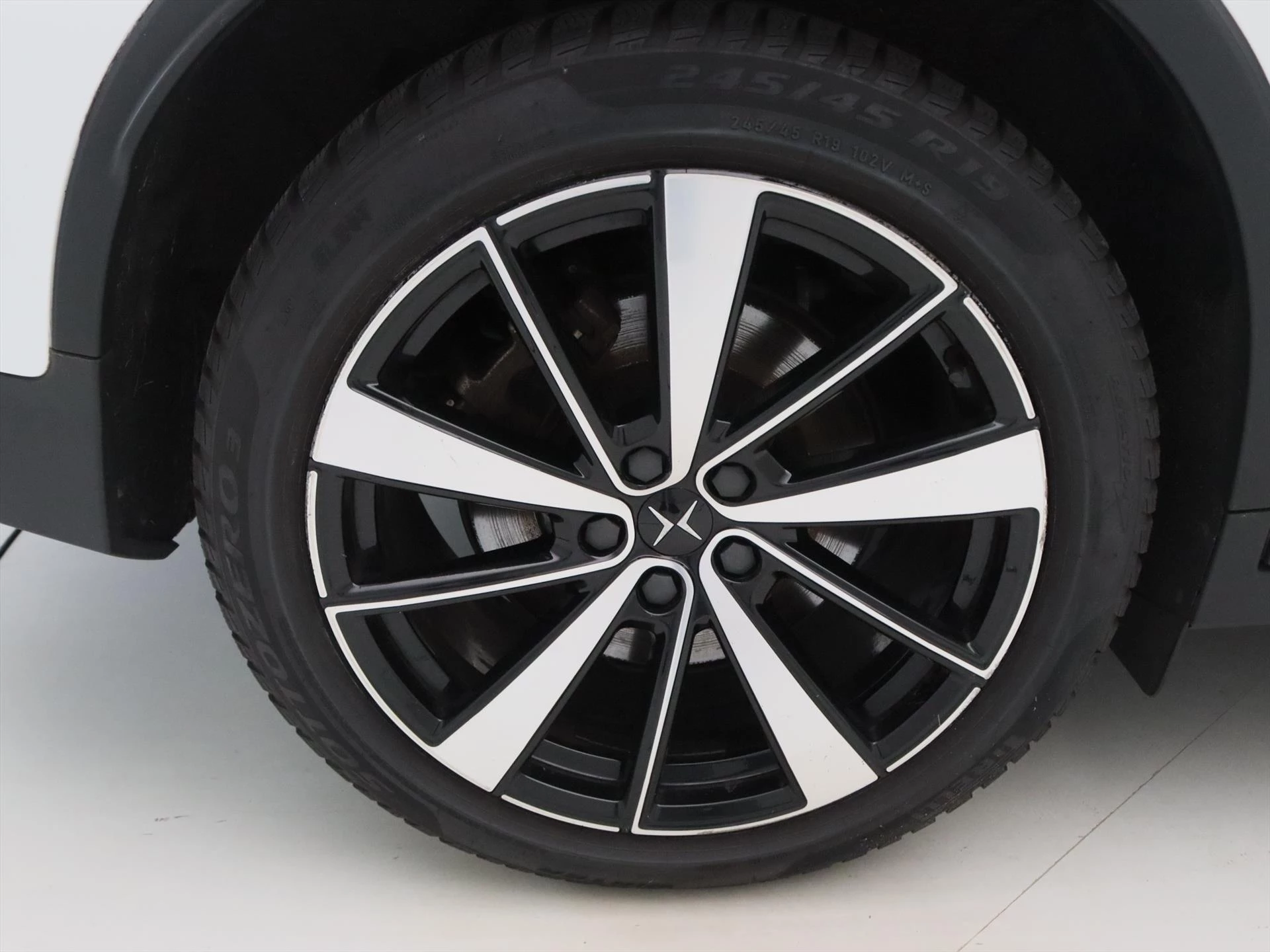 Hoofdafbeelding Polestar 2