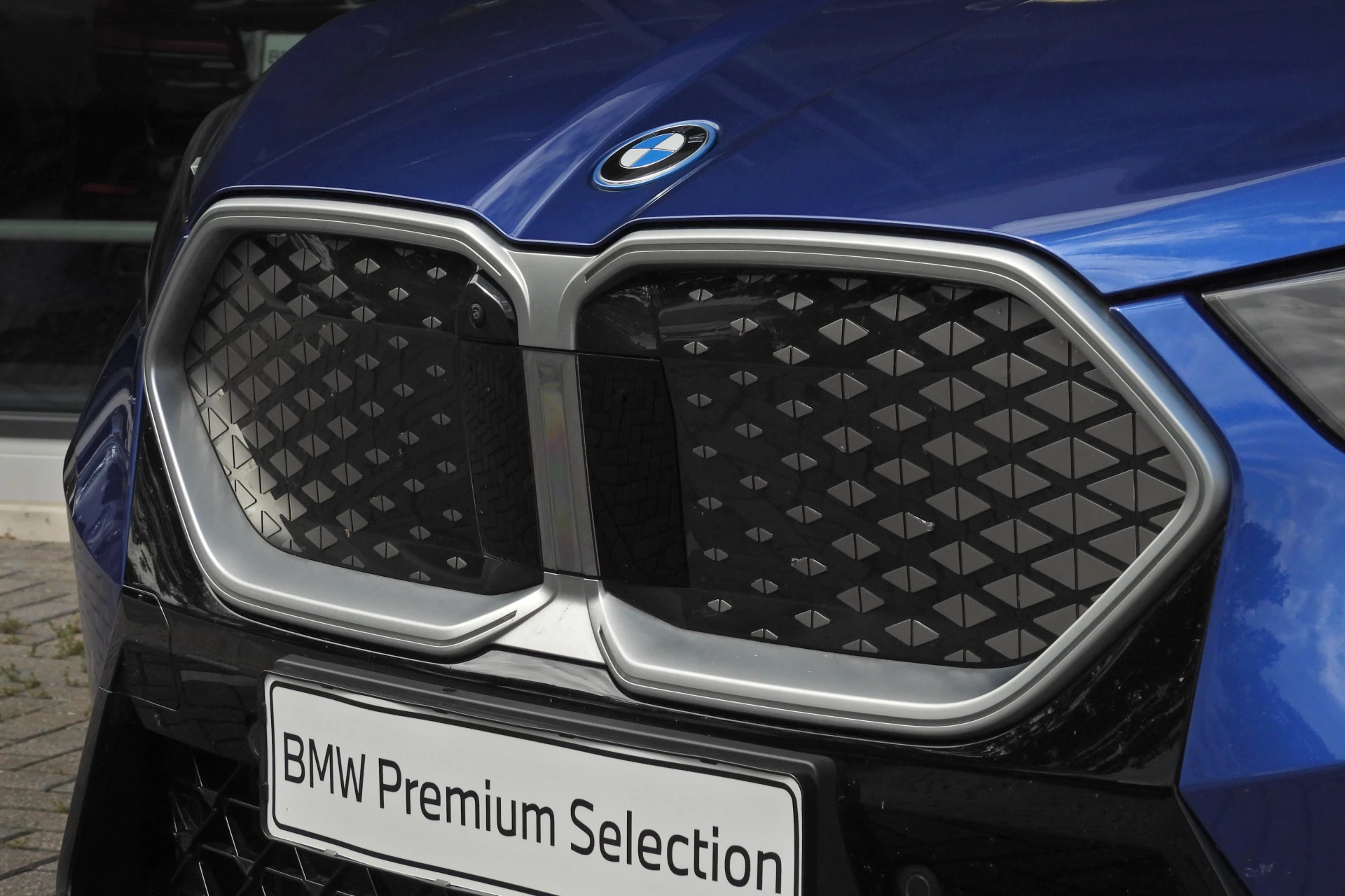 Hoofdafbeelding BMW iX2