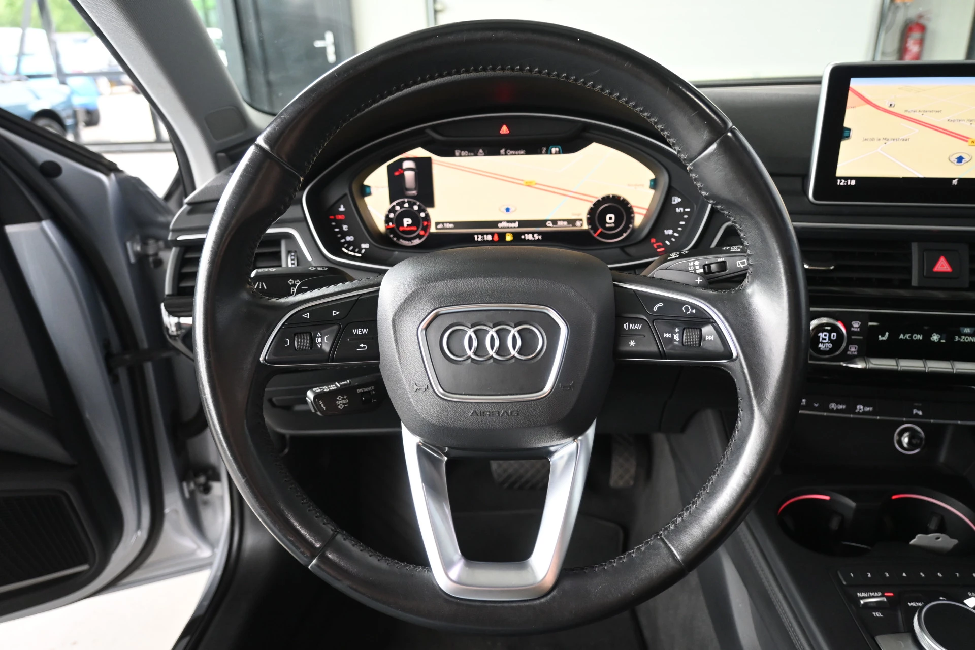 Hoofdafbeelding Audi A4
