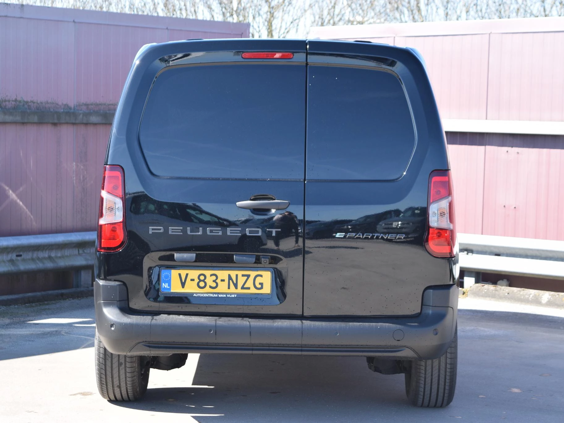 Hoofdafbeelding Peugeot e-Partner