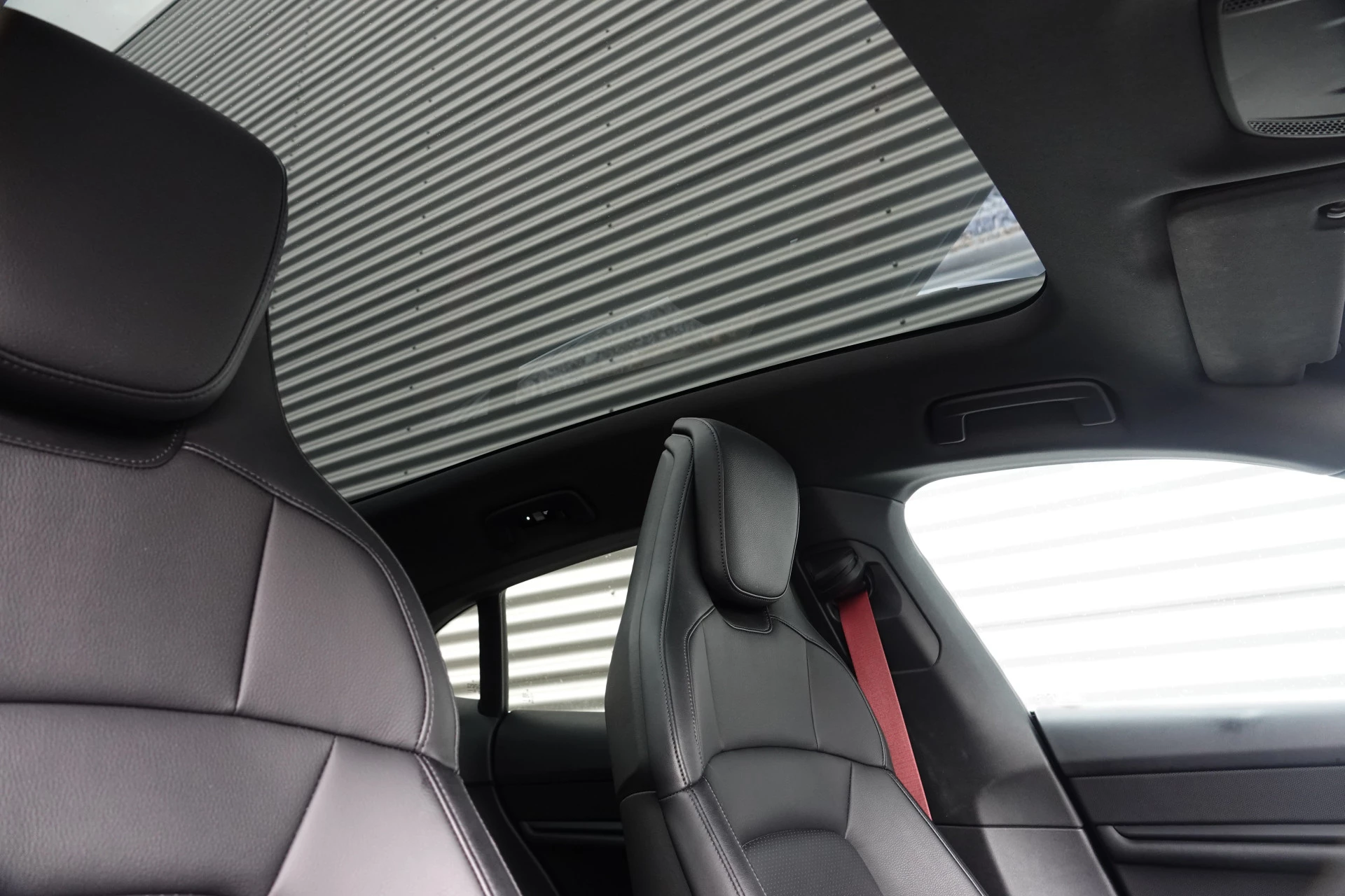 Hoofdafbeelding Porsche Taycan