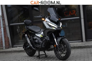 Hoofdafbeelding Honda NC 750 Honda NC 750 X-ADV Akrapovic Rugleuning Mistlampen