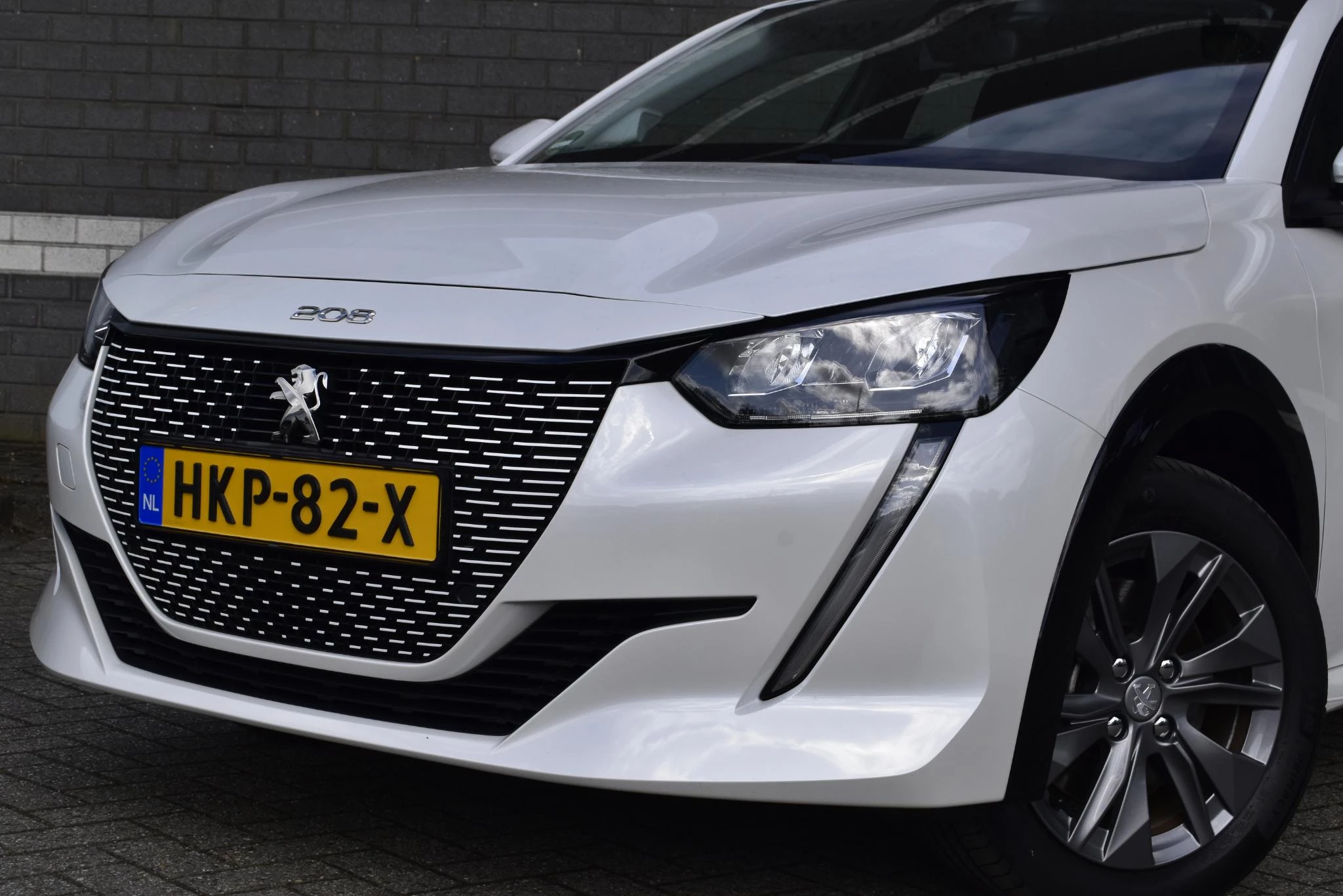 Hoofdafbeelding Peugeot e-208