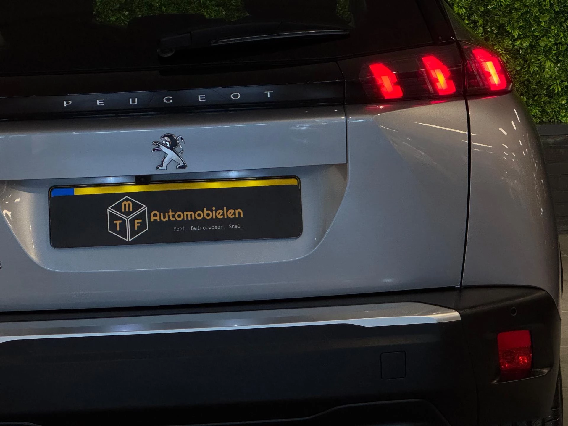Hoofdafbeelding Peugeot e-2008