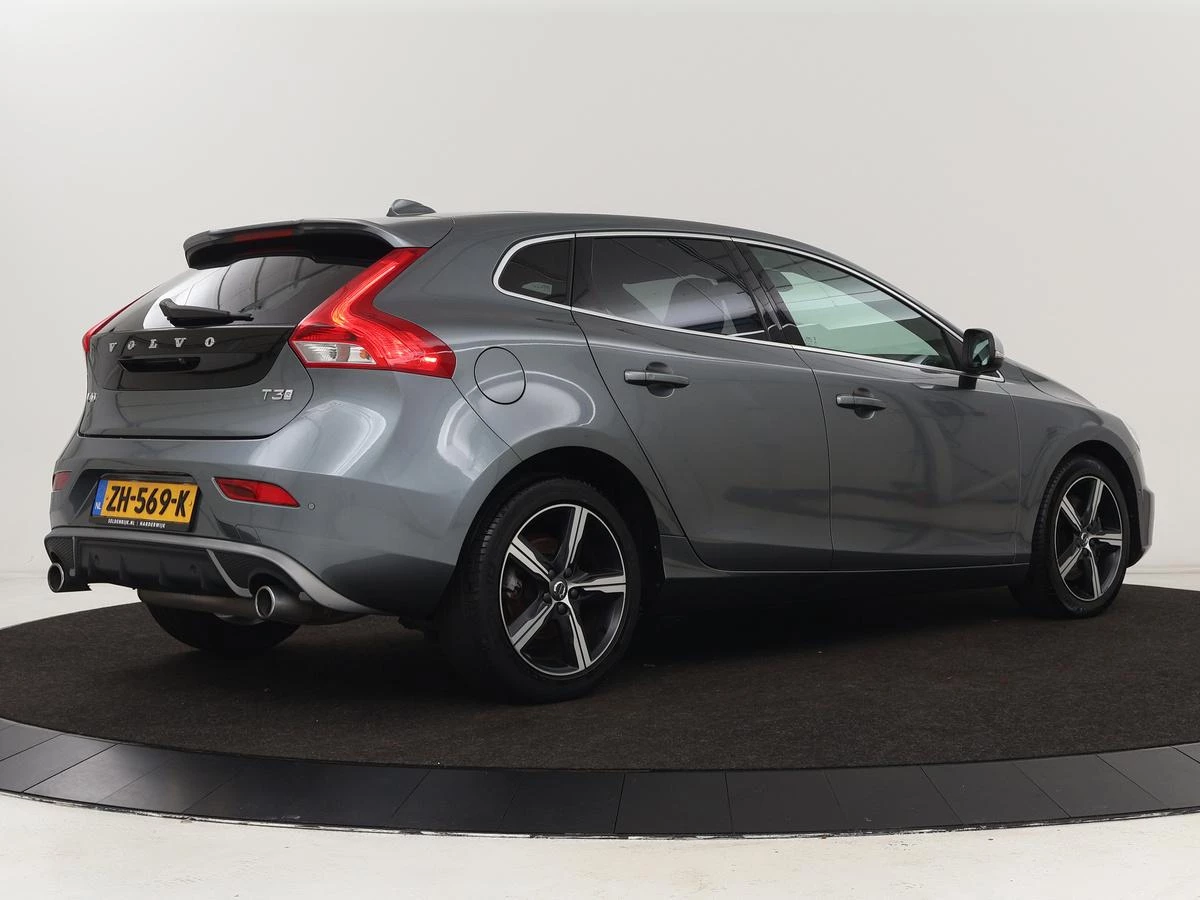 Hoofdafbeelding Volvo V40