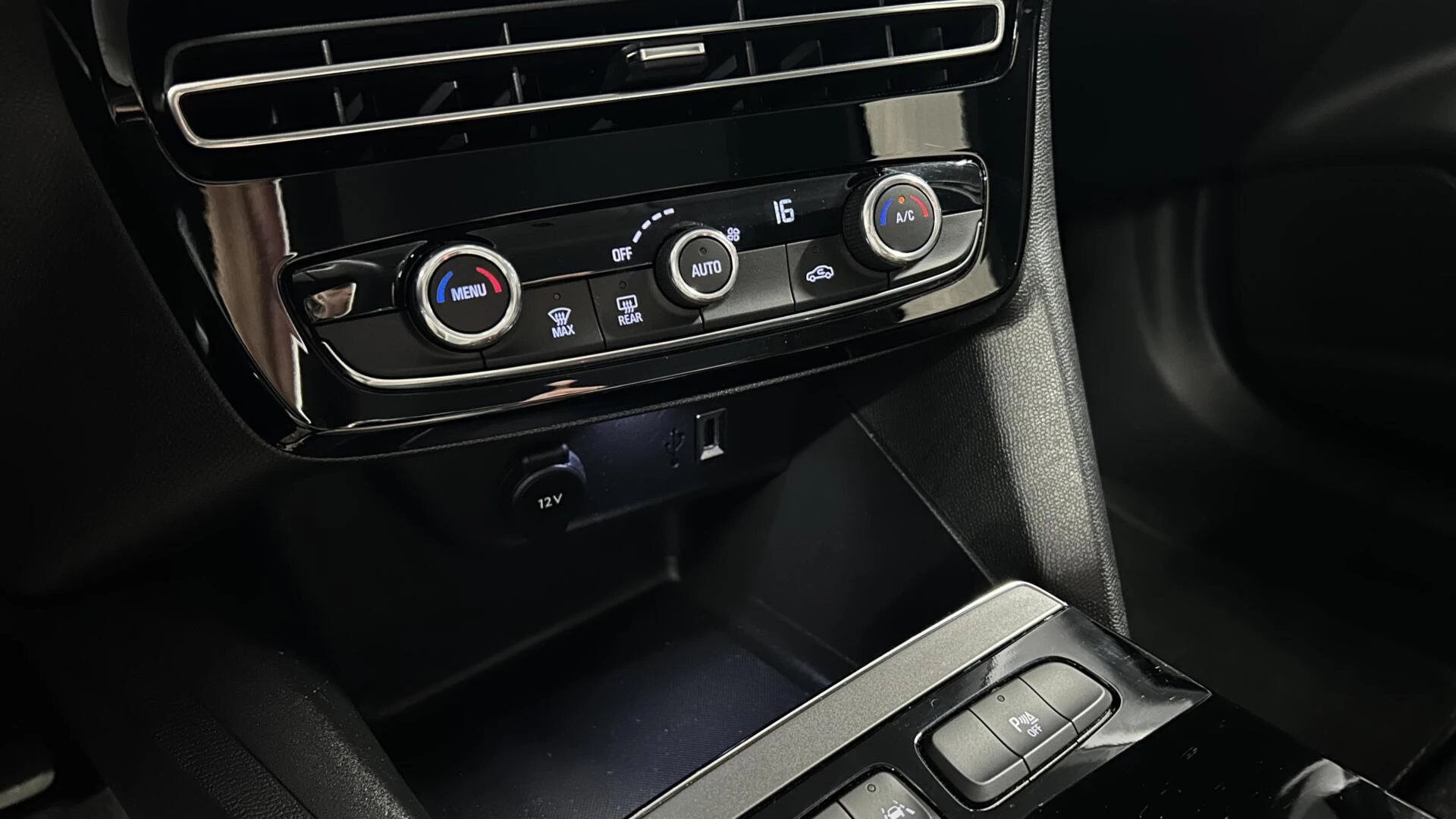 Hoofdafbeelding Opel Mokka-e