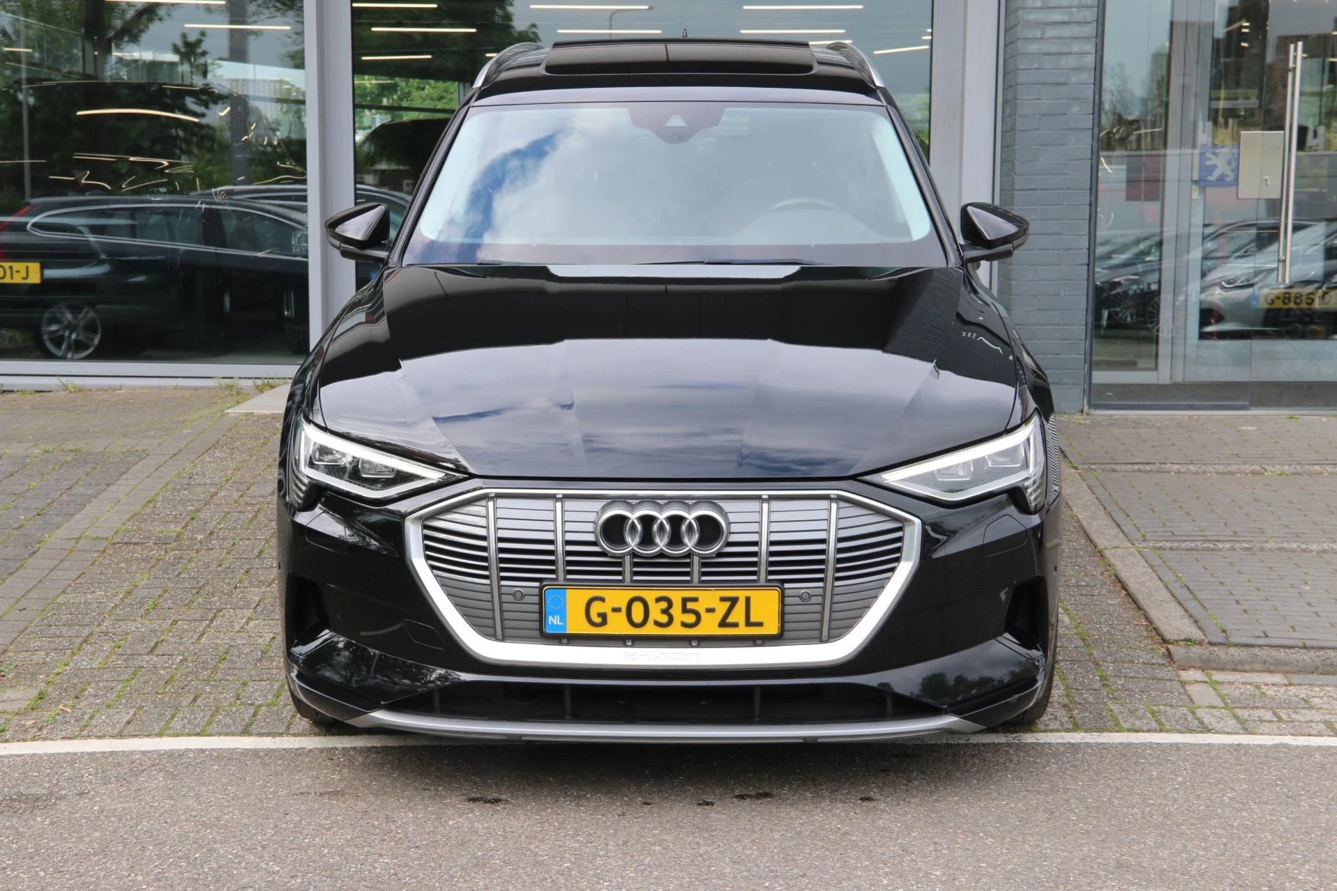 Hoofdafbeelding Audi e-tron