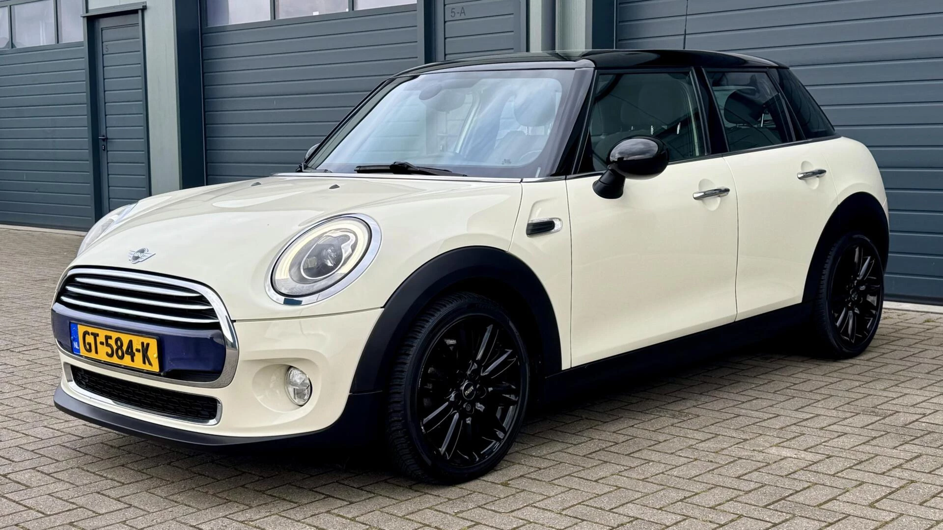 Hoofdafbeelding MINI Cooper