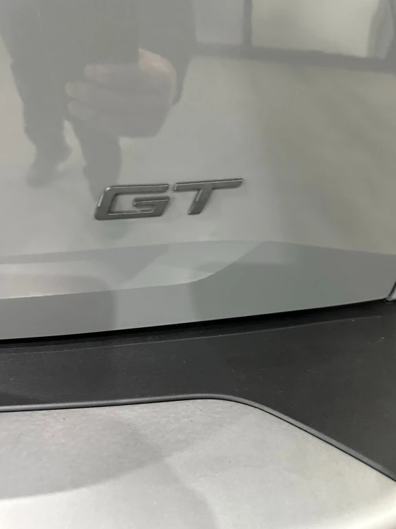 Hoofdafbeelding Peugeot e-2008