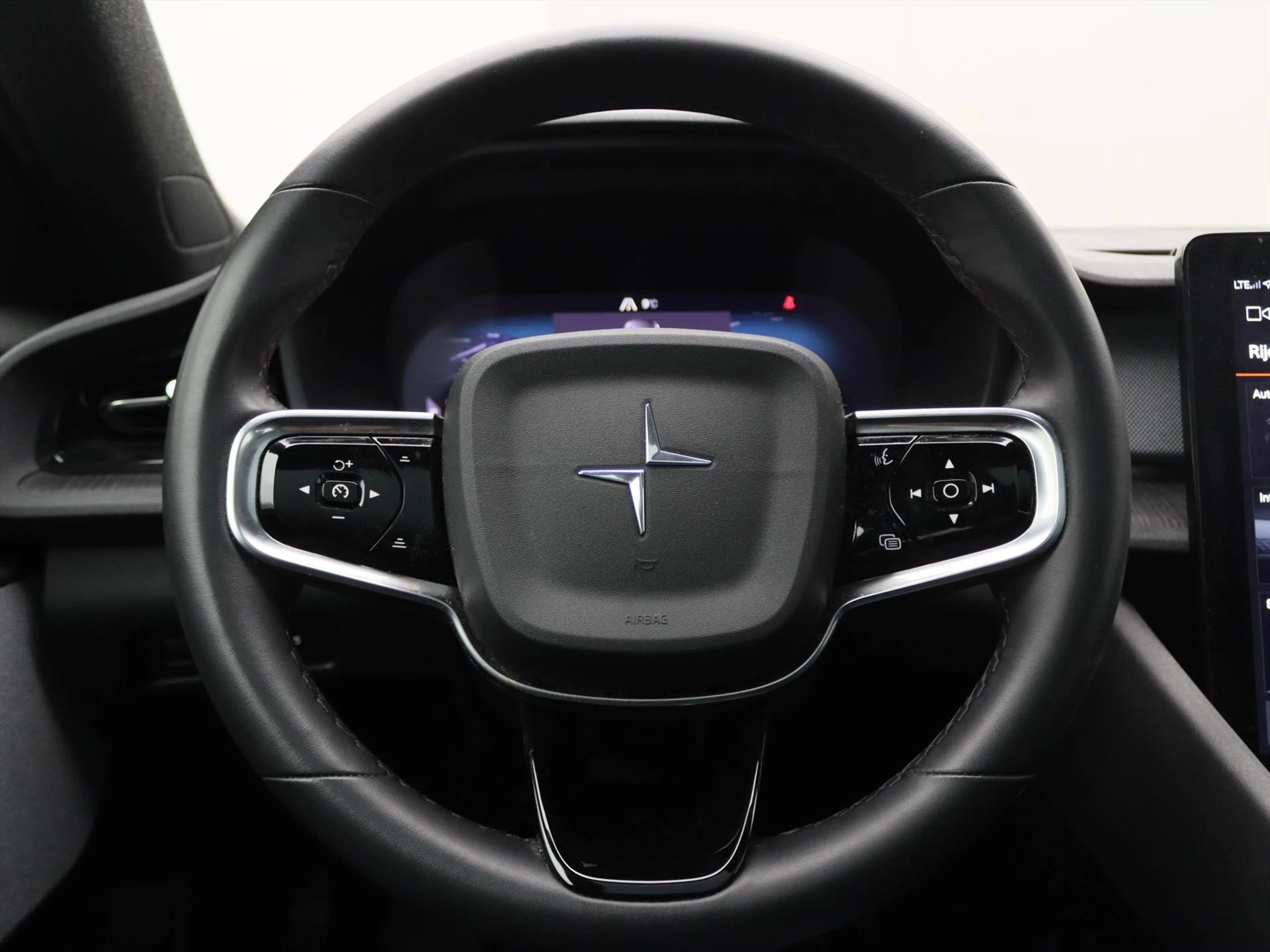 Hoofdafbeelding Polestar 2