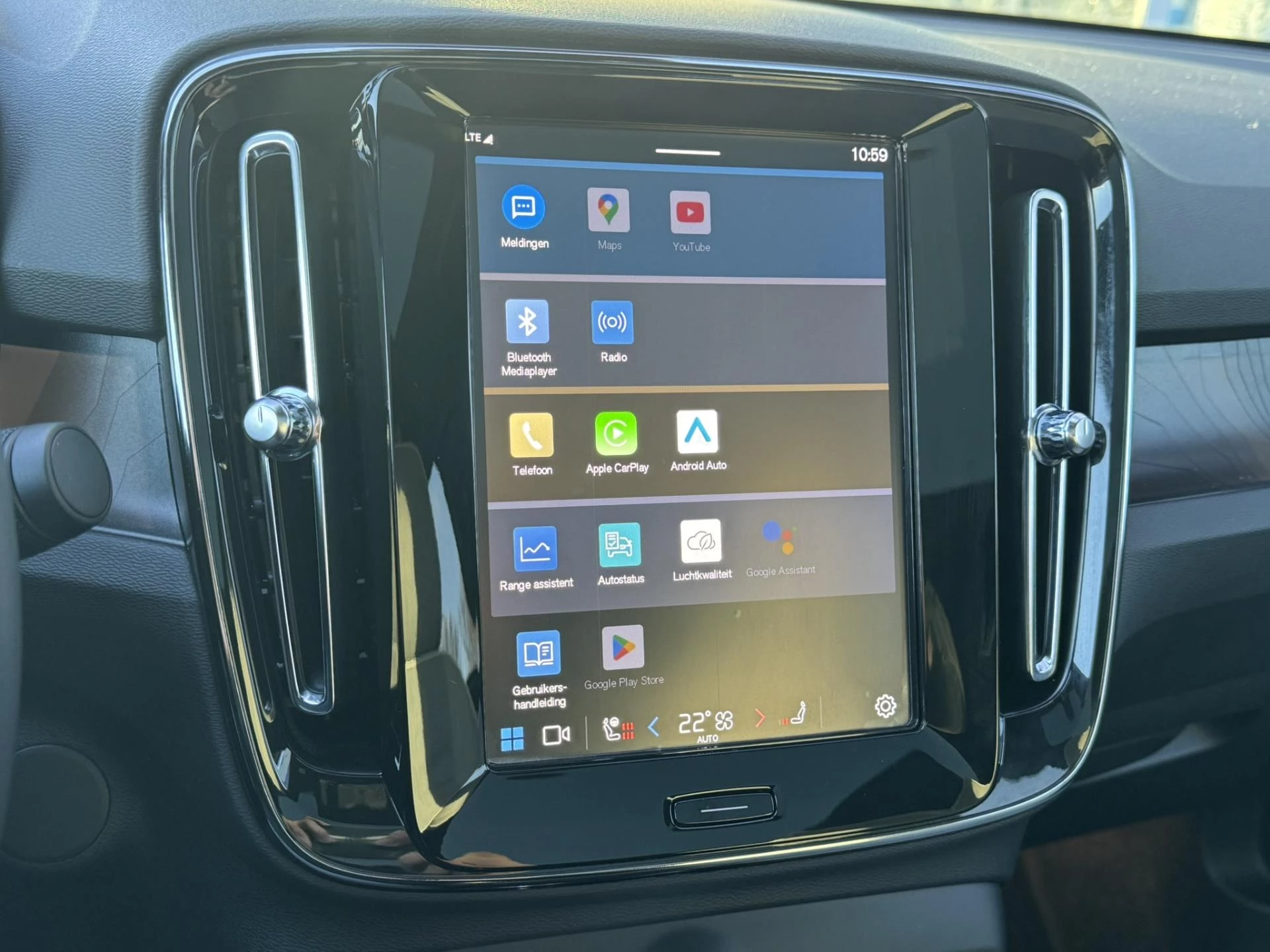 Hoofdafbeelding Volvo C40